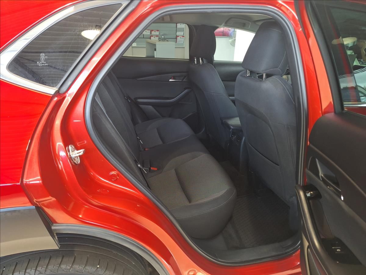 Mazda CX-30, 2.0 e-Skyactiv-X186 GT Plus - fotka 5