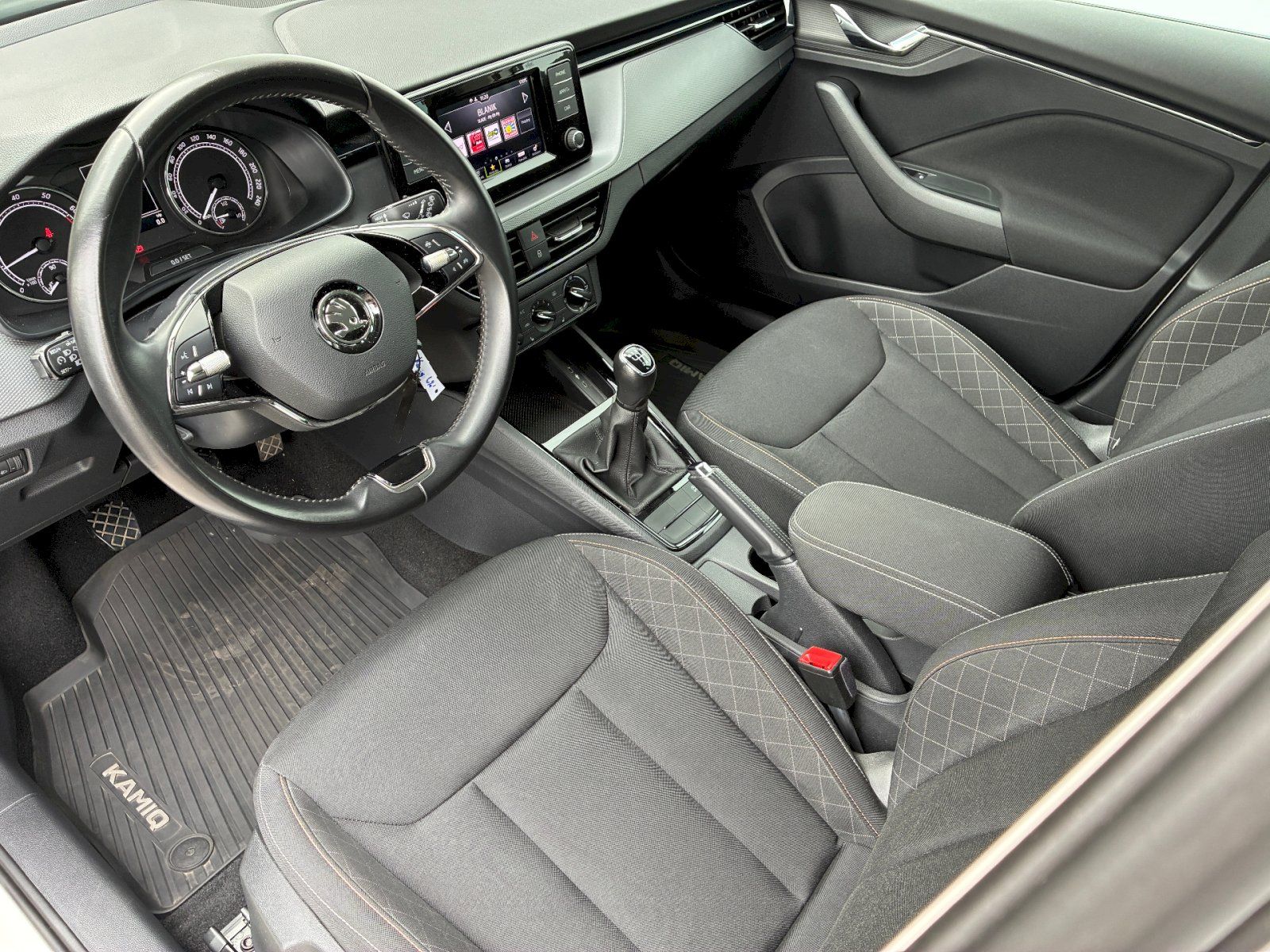Škoda Kamiq, 1,0 TSI / 81 kW Ambition - fotka 5