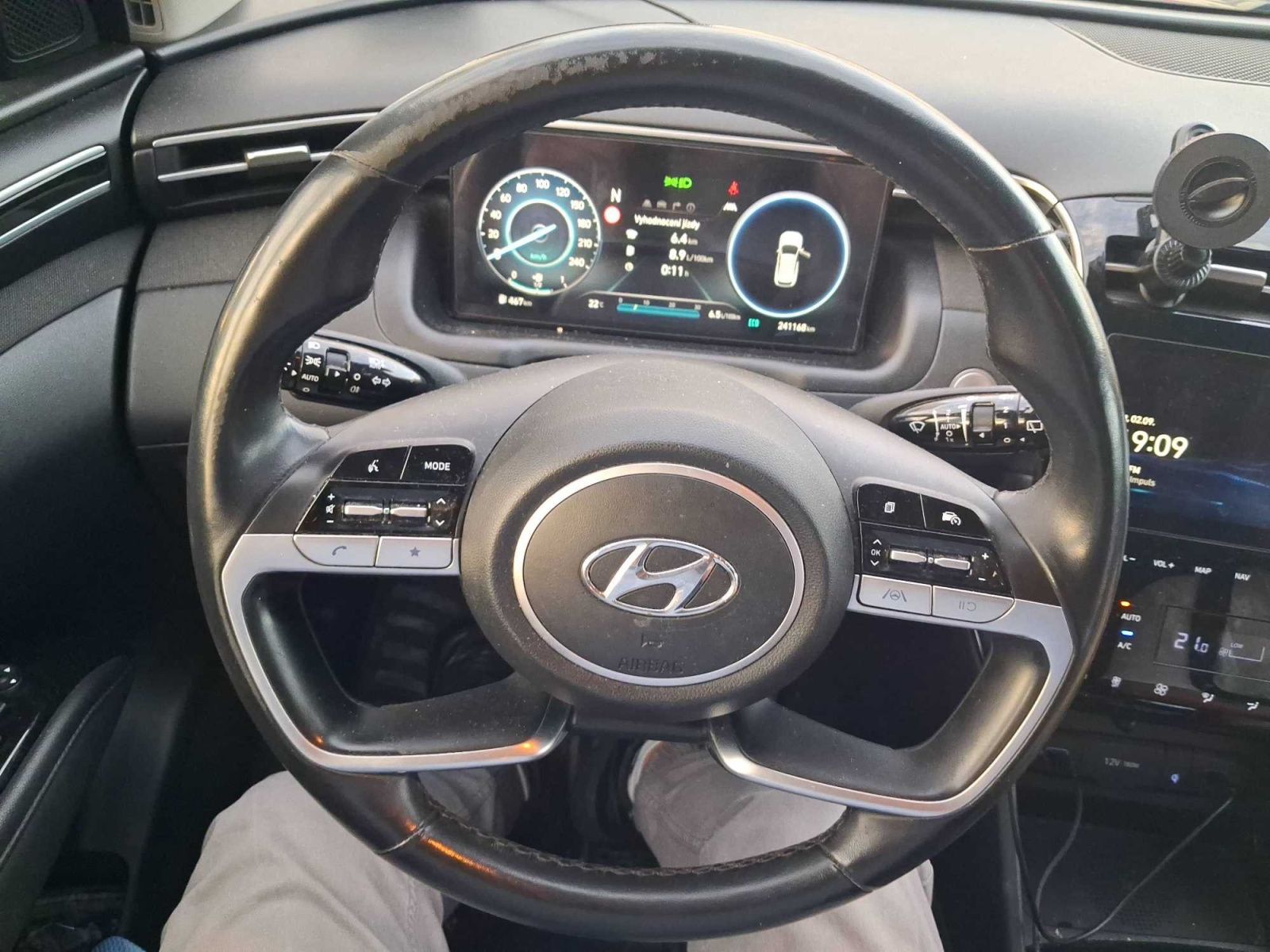 Hyundai Tucson, 1.6 T-GDI, Style, Serv.kniha - fotka 3