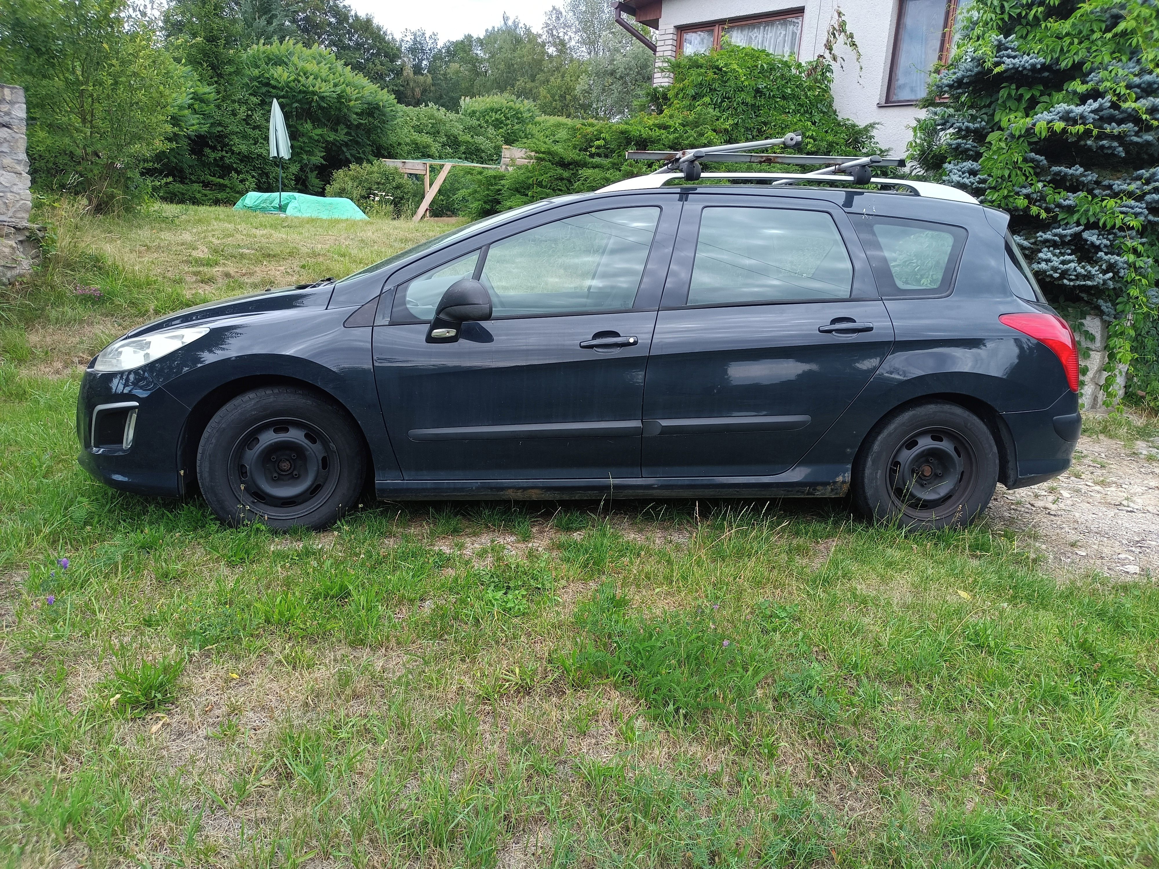 Peugeot 308, 1,6 diesel kombi - fotka 2