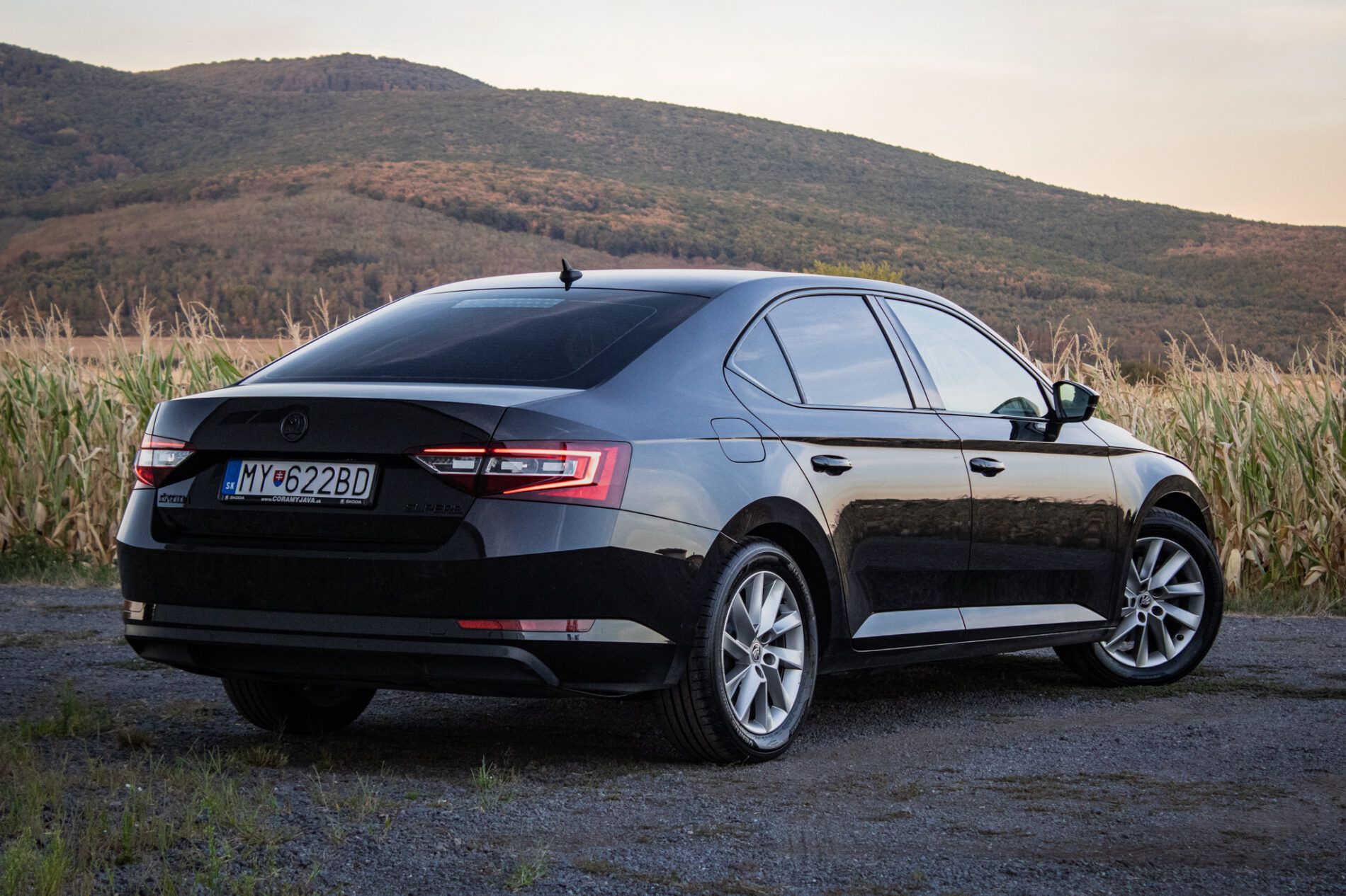 Škoda Superb - fotka 5