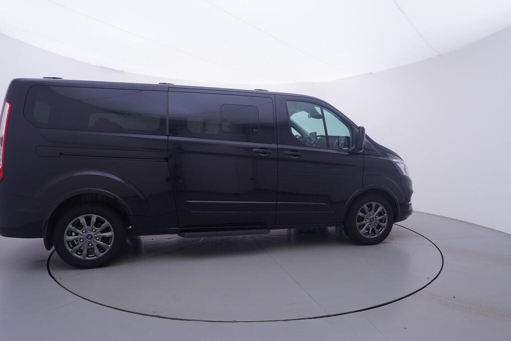 Ford Tourneo Custom, Titanium 2.0 2.0 EcoBlue 125 k - fotka 6