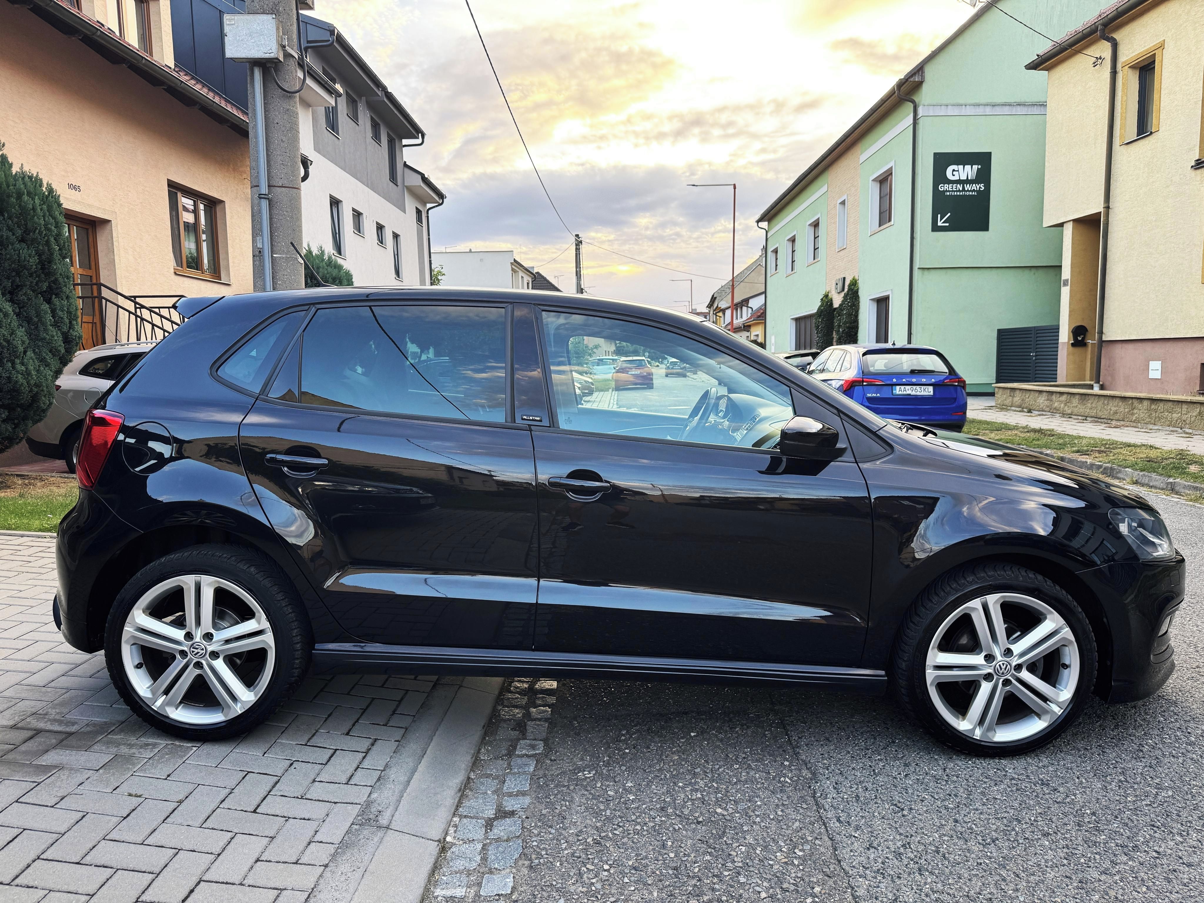 Volkswagen Polo, 1.2TSI DSG, NAVIGACE, ALU17, - fotka 3