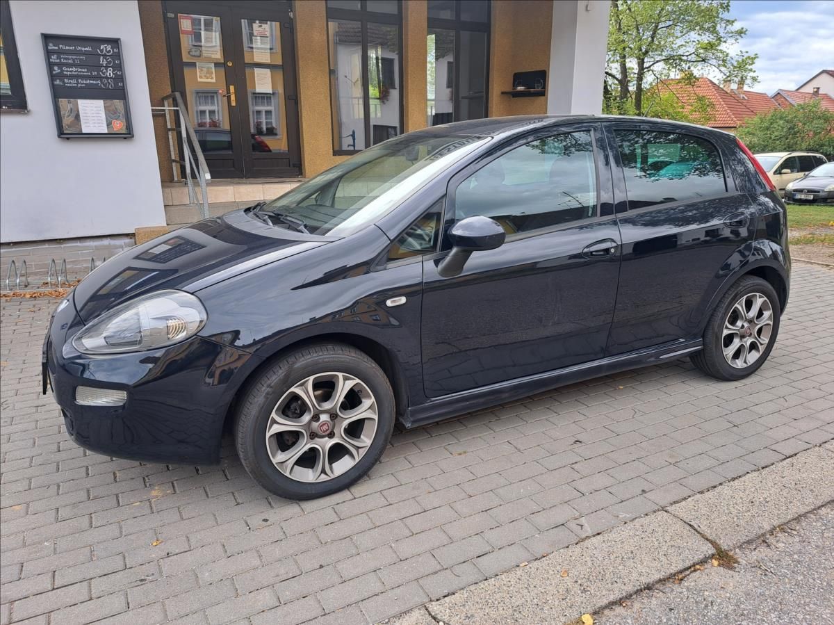 Fiat Punto, 1,4 i - fotka 5