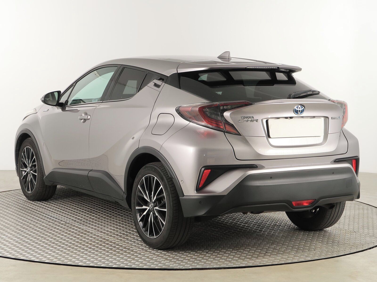 Toyota C-HR, 1.8 Hybrid, Executive, Automat - fotka 4