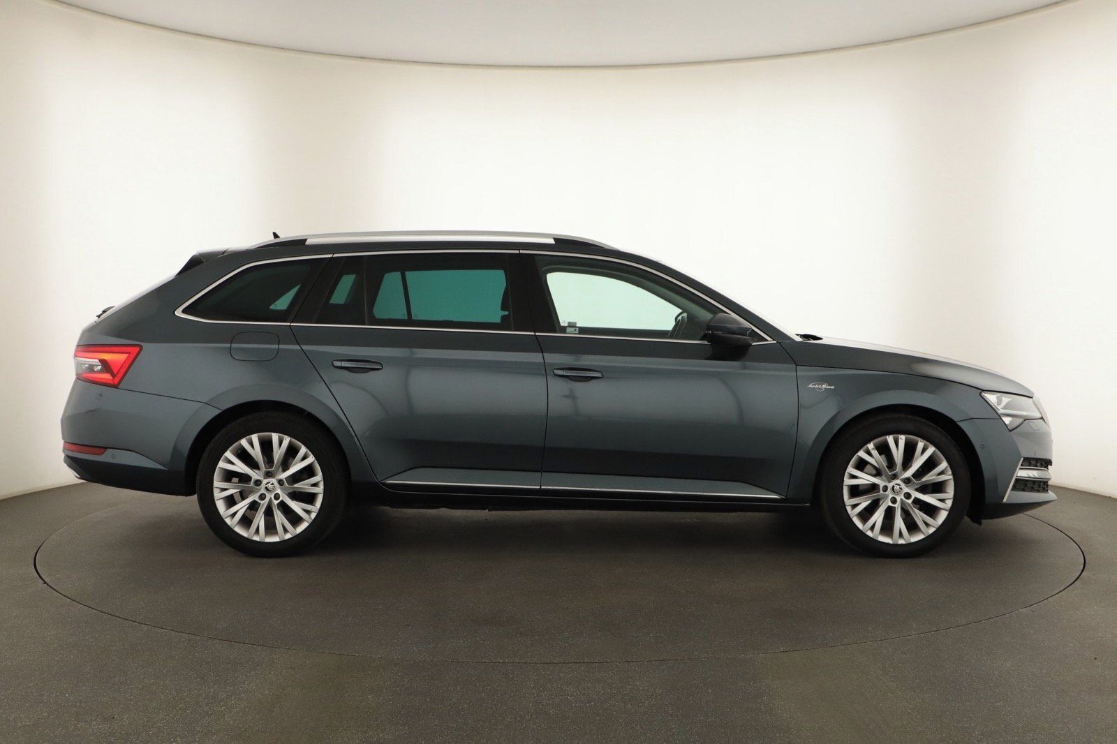 Škoda Superb, iV 1.4 TSI PHEV - fotka 6