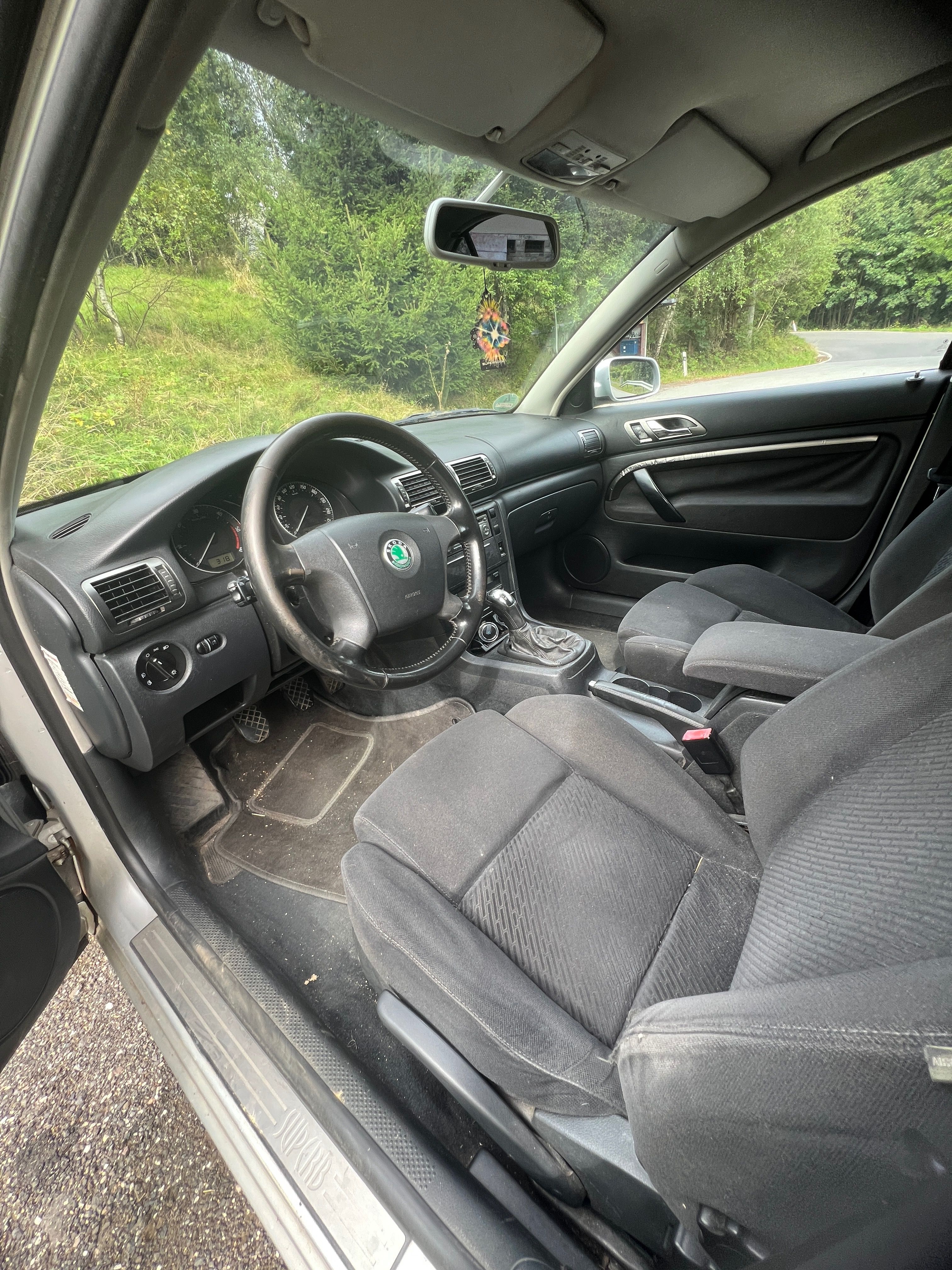 Škoda Superb, Škoda Superb 1.9 TDI 77kW - fotka 6