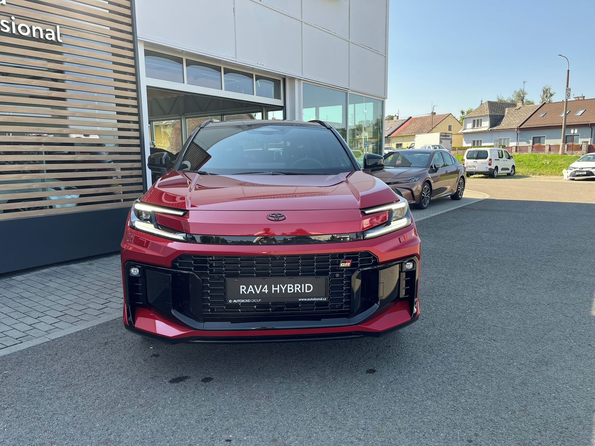 Toyota Rav4, 2.5L HEV GR Sport + TAŽNÉ - fotka 2
