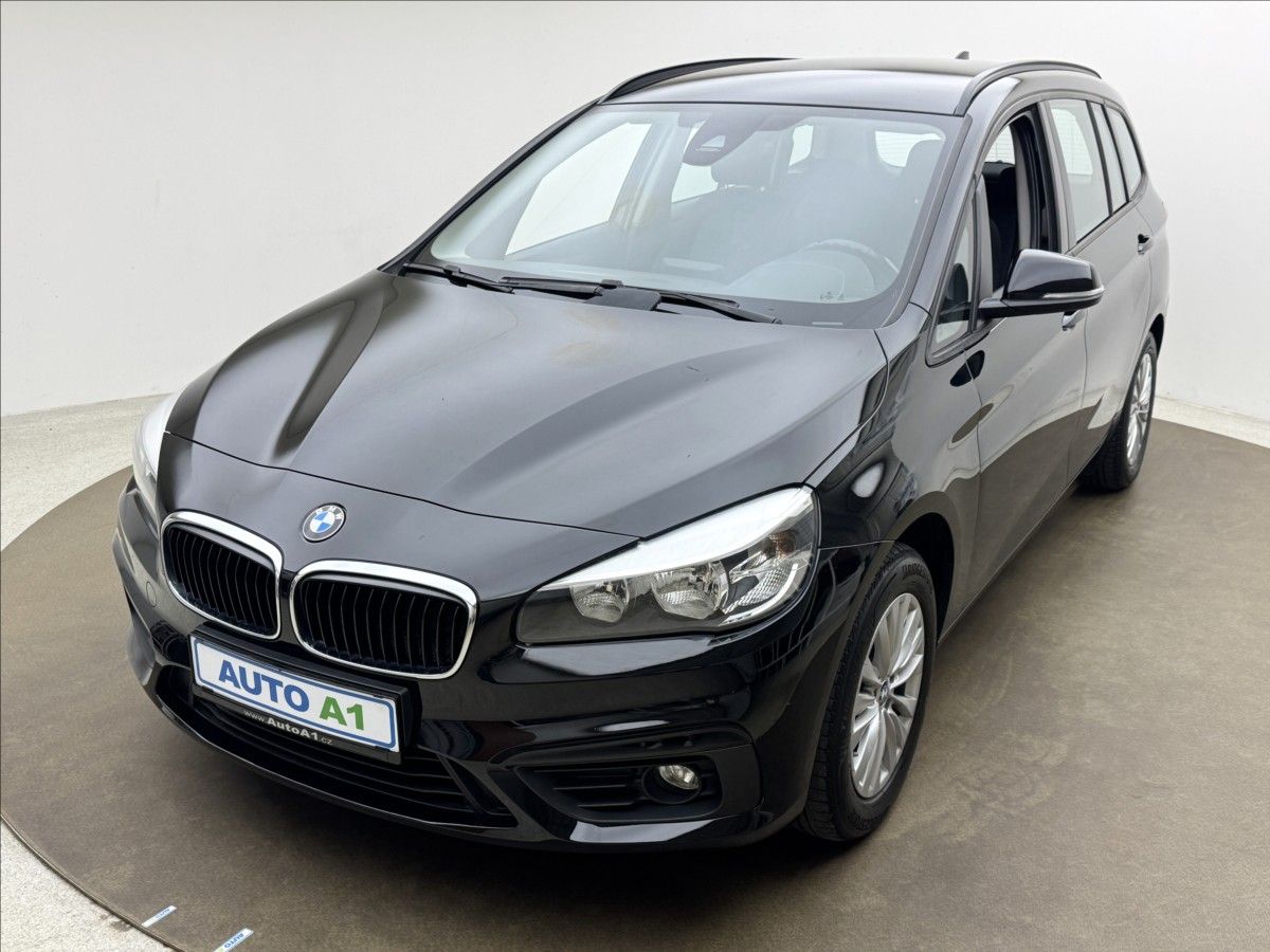 BMW Řada 2, 1,5 218i LONG ROZVODY VÝHŘEV