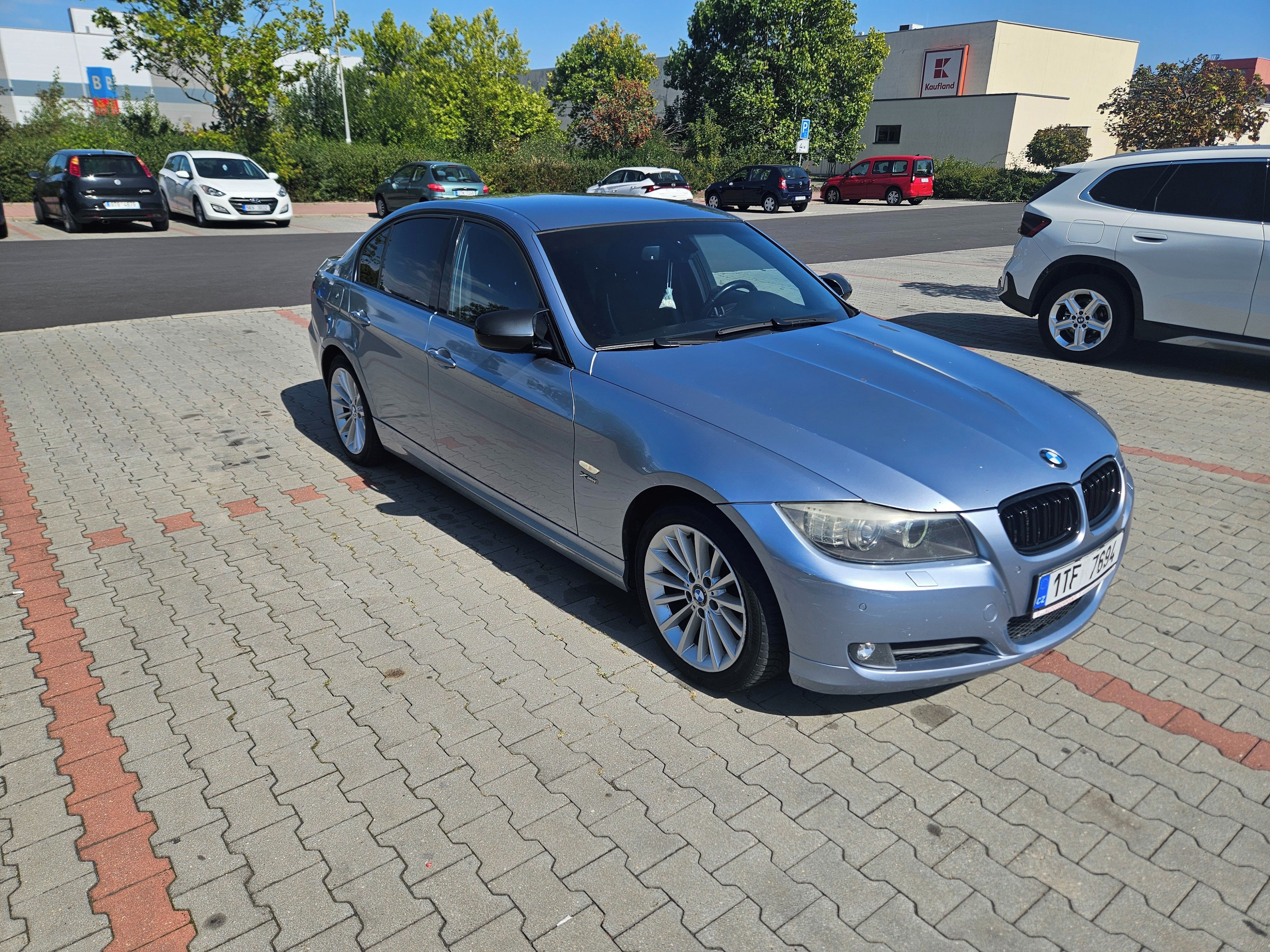 BMW Řada 3, 3.0 XD - fotka 2