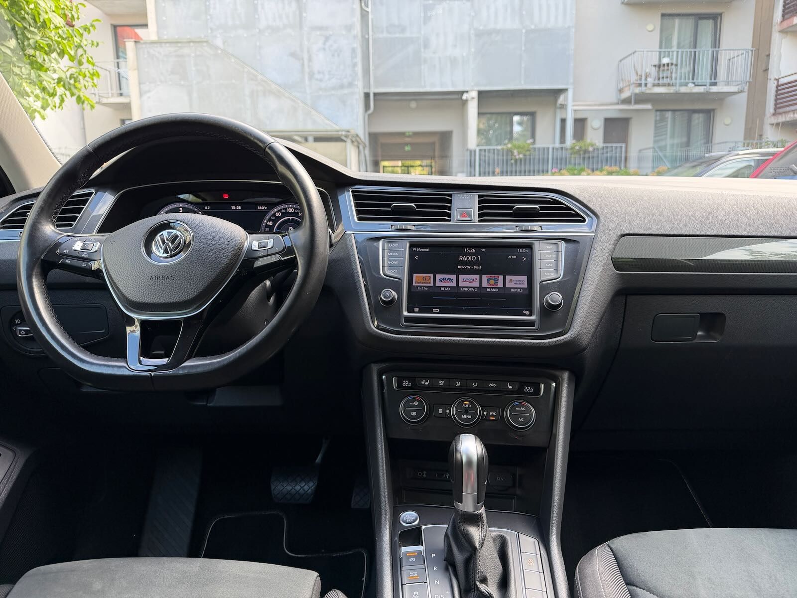 Volkswagen Tiguan, HIGHLINE 2.0TDI 140kW DSG 4x4 - fotka 5