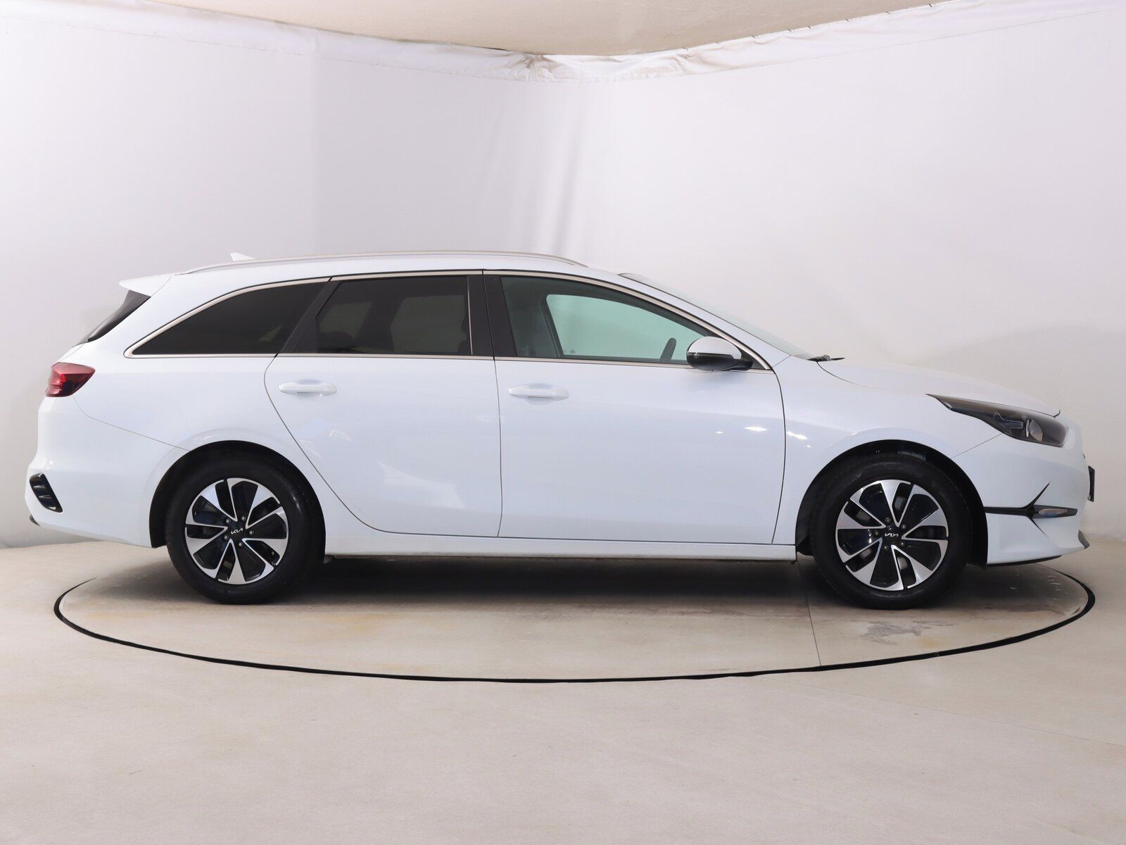 Kia Cee´d, 1.5 T-GDI, Automat, Serv.kniha - fotka 6