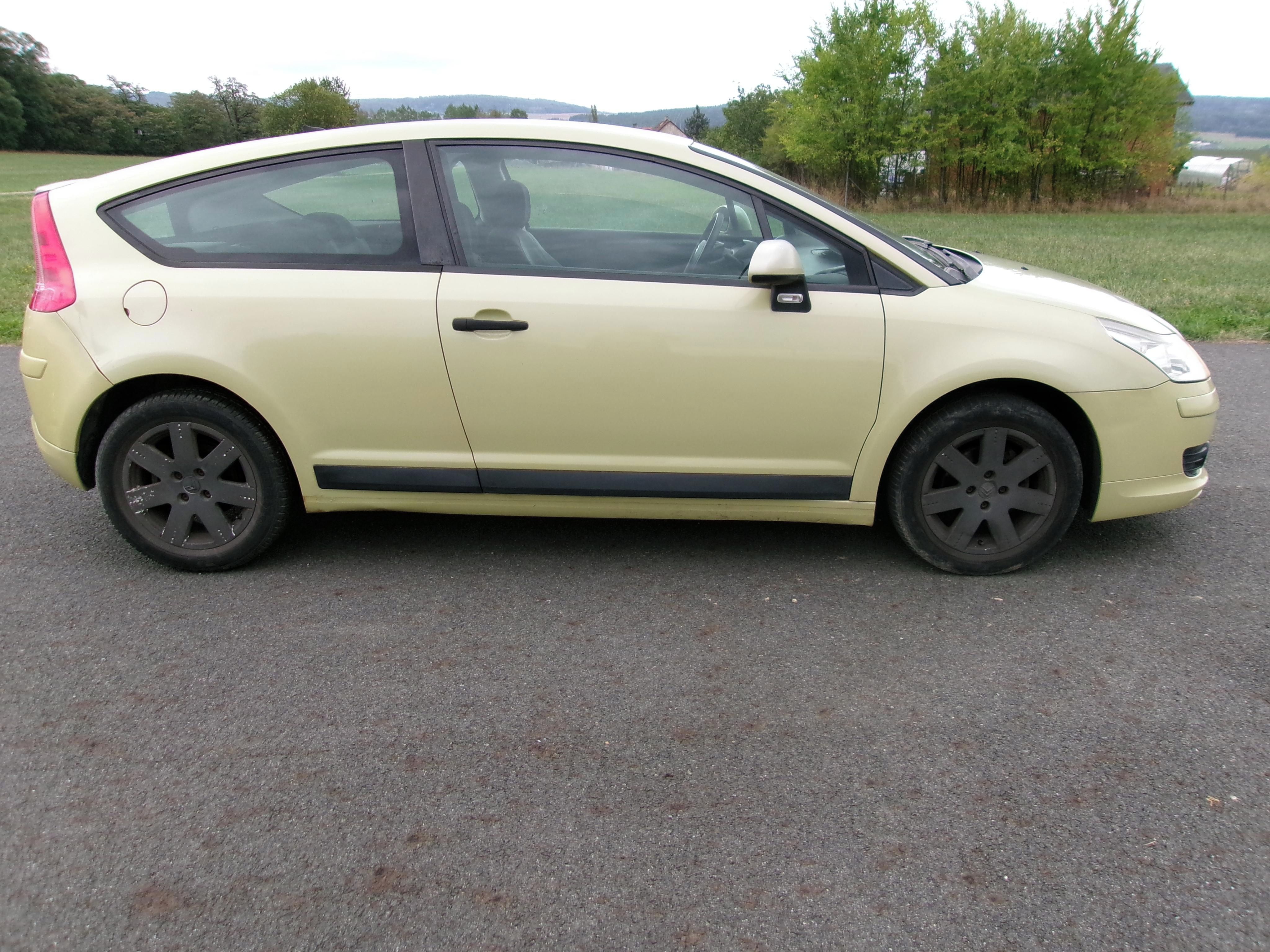 Citroën C4, 1,4 spolehlivé auto - fotka 6