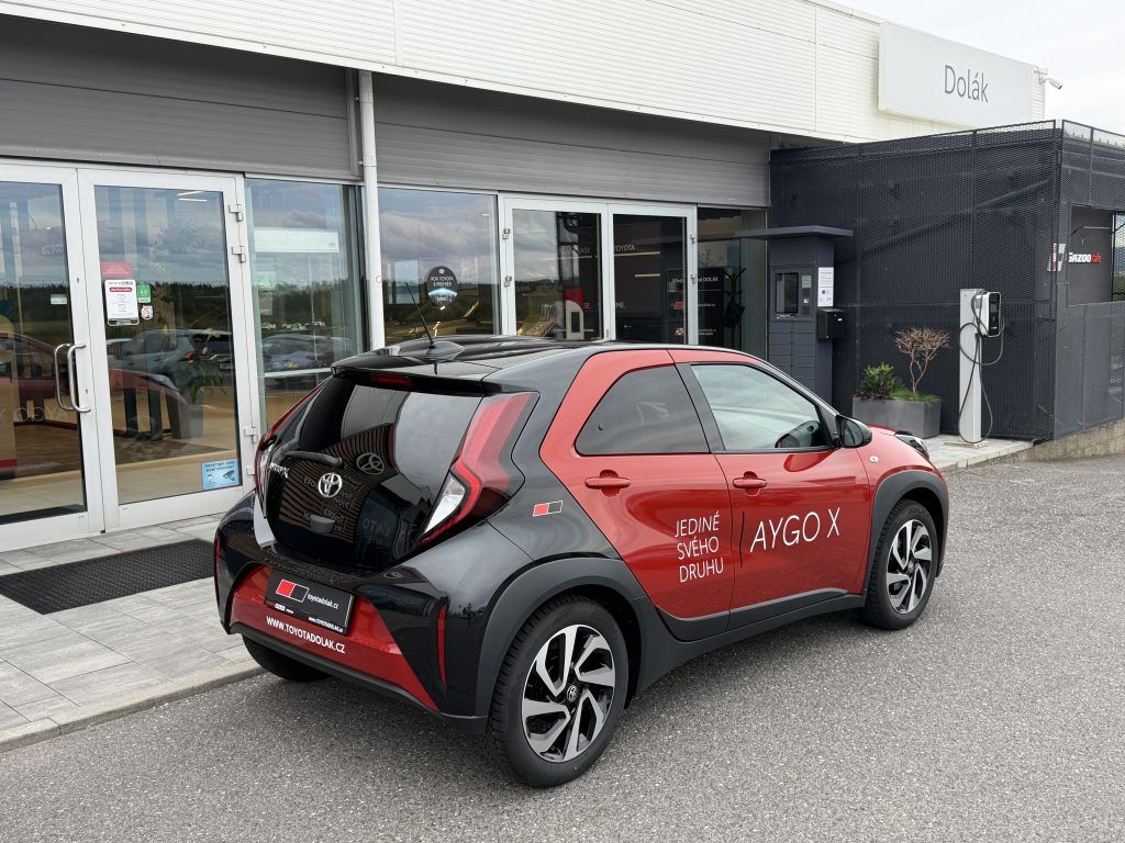 Toyota Aygo, 1.0i, Style, DPH - fotka 4