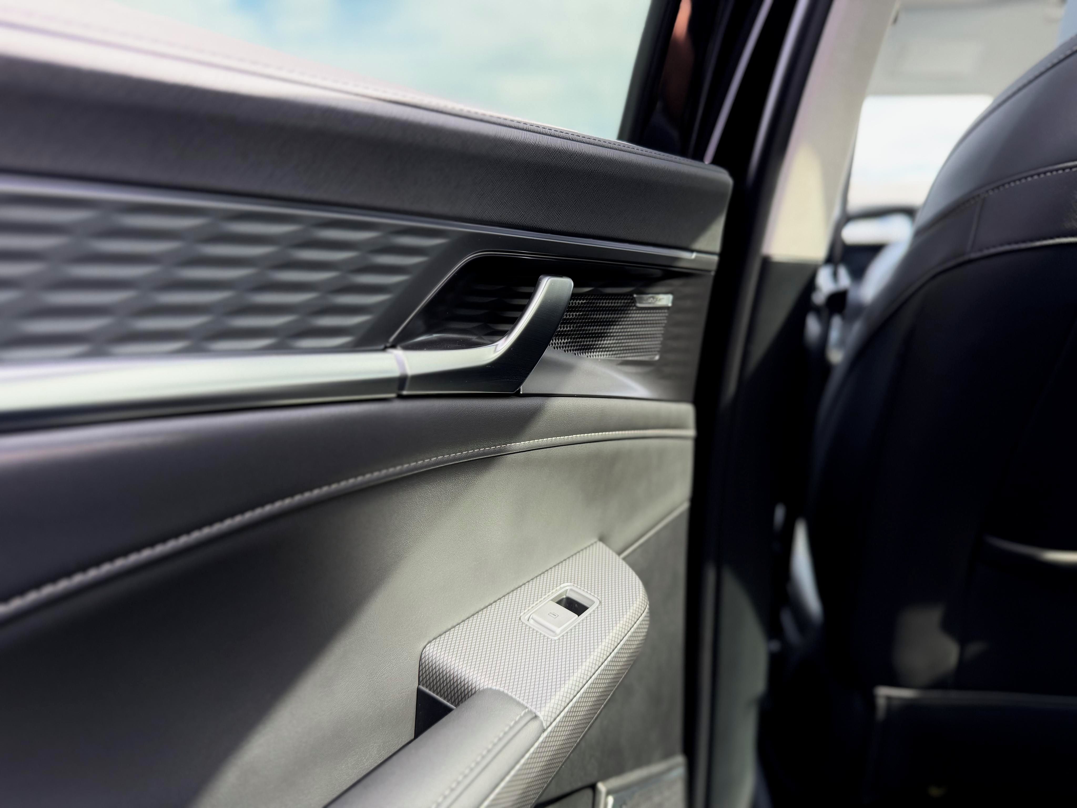 MG MGS9 PHEV, PHEV Premium - fotka 3