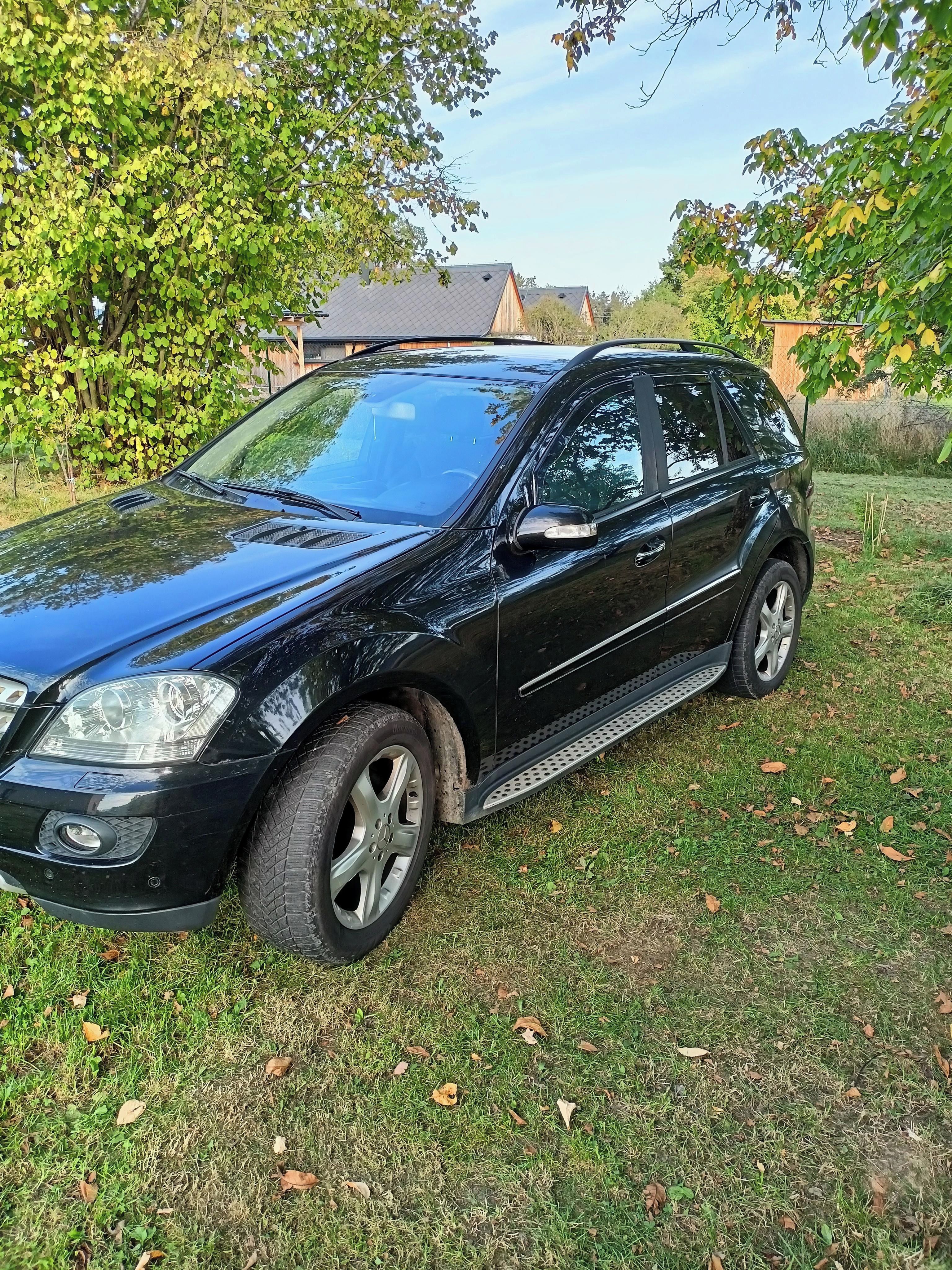 Mercedes-Benz ML - fotka 2