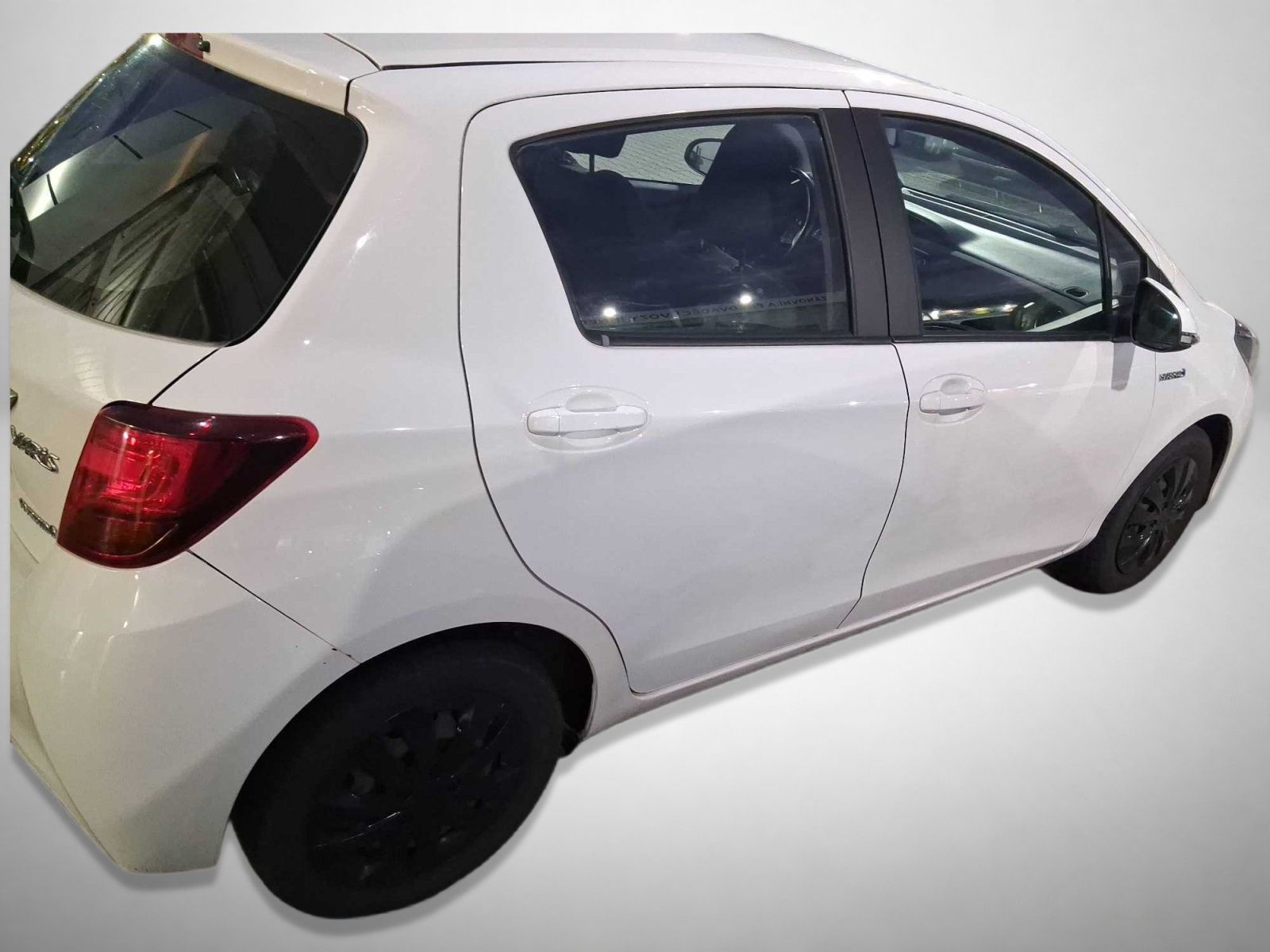 Toyota Yaris, 1.5 Hybrid, Automat - fotka 2