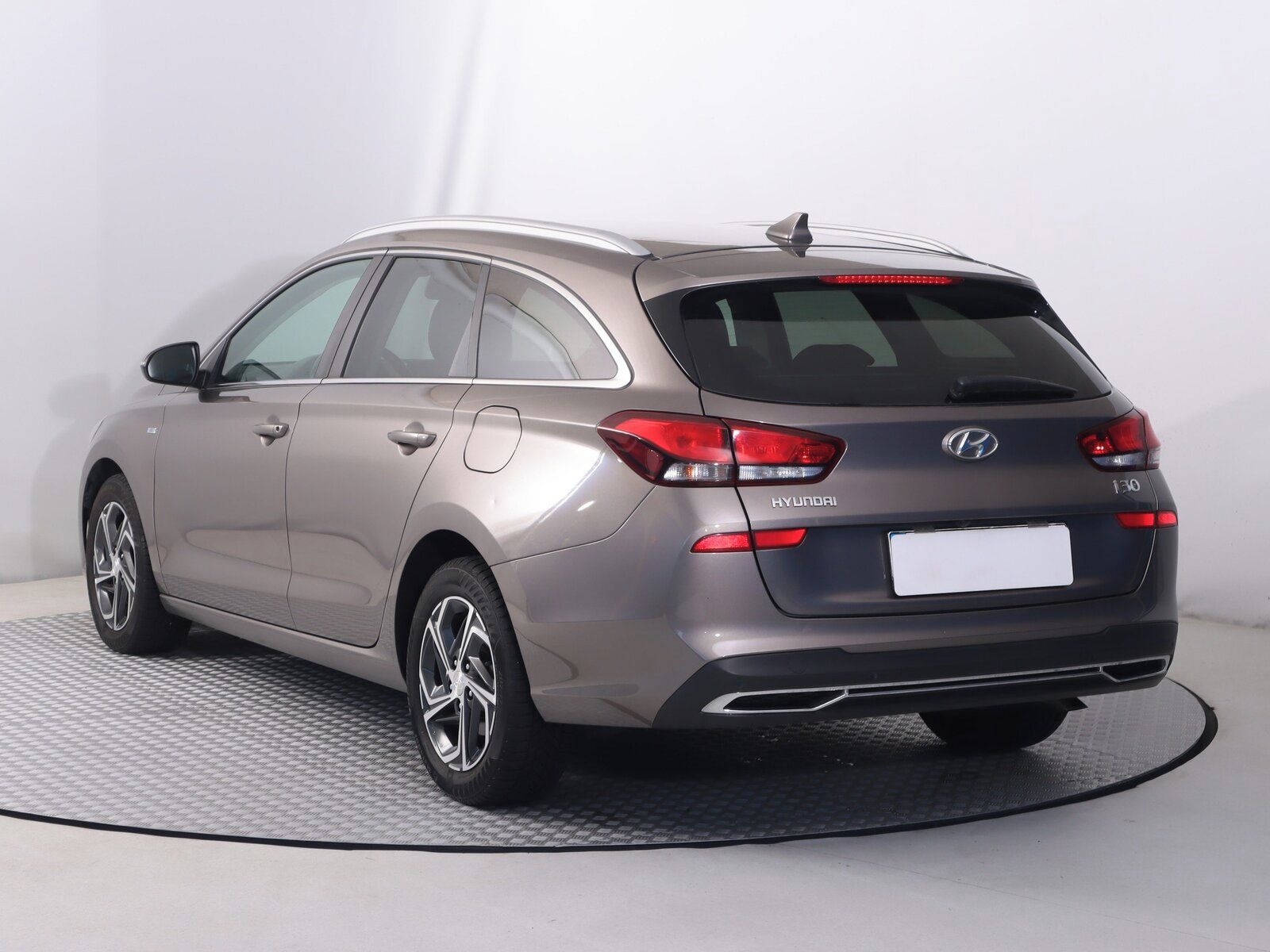 Hyundai i30, 1.5 T-GDI MHEV, Automat - fotka 4