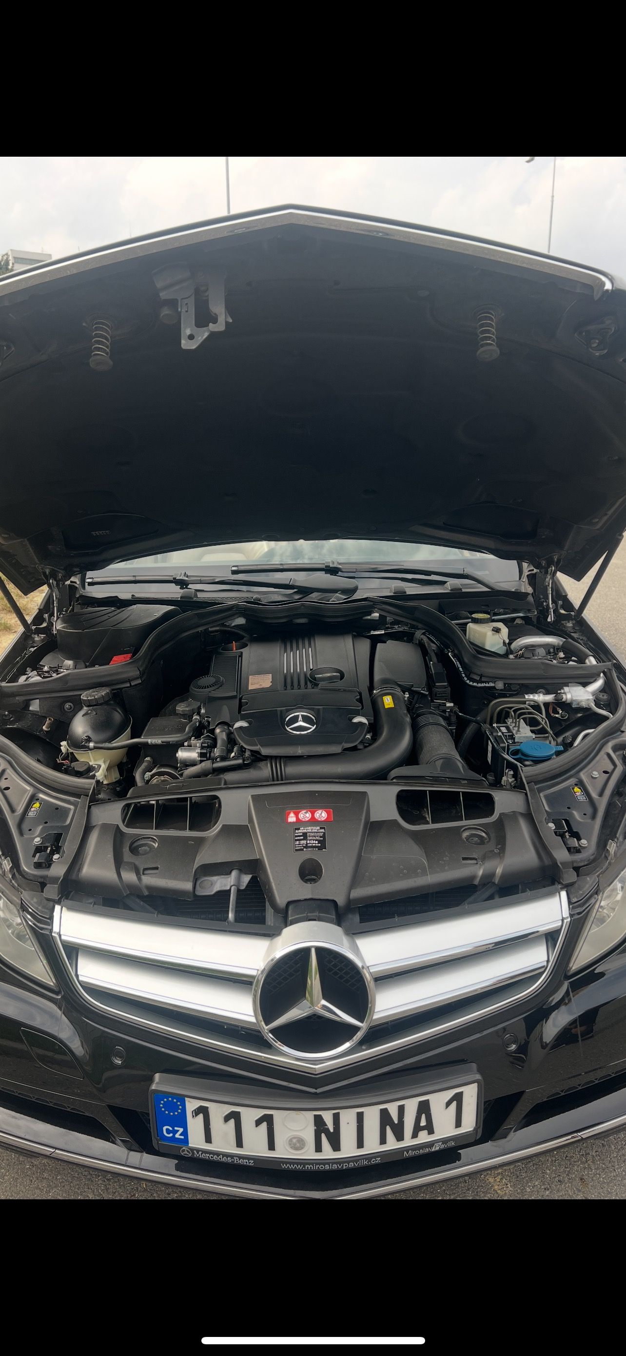 Mercedes-Benz Třídy E, Mercedes  E 200cgi CABRIO - fotka 6
