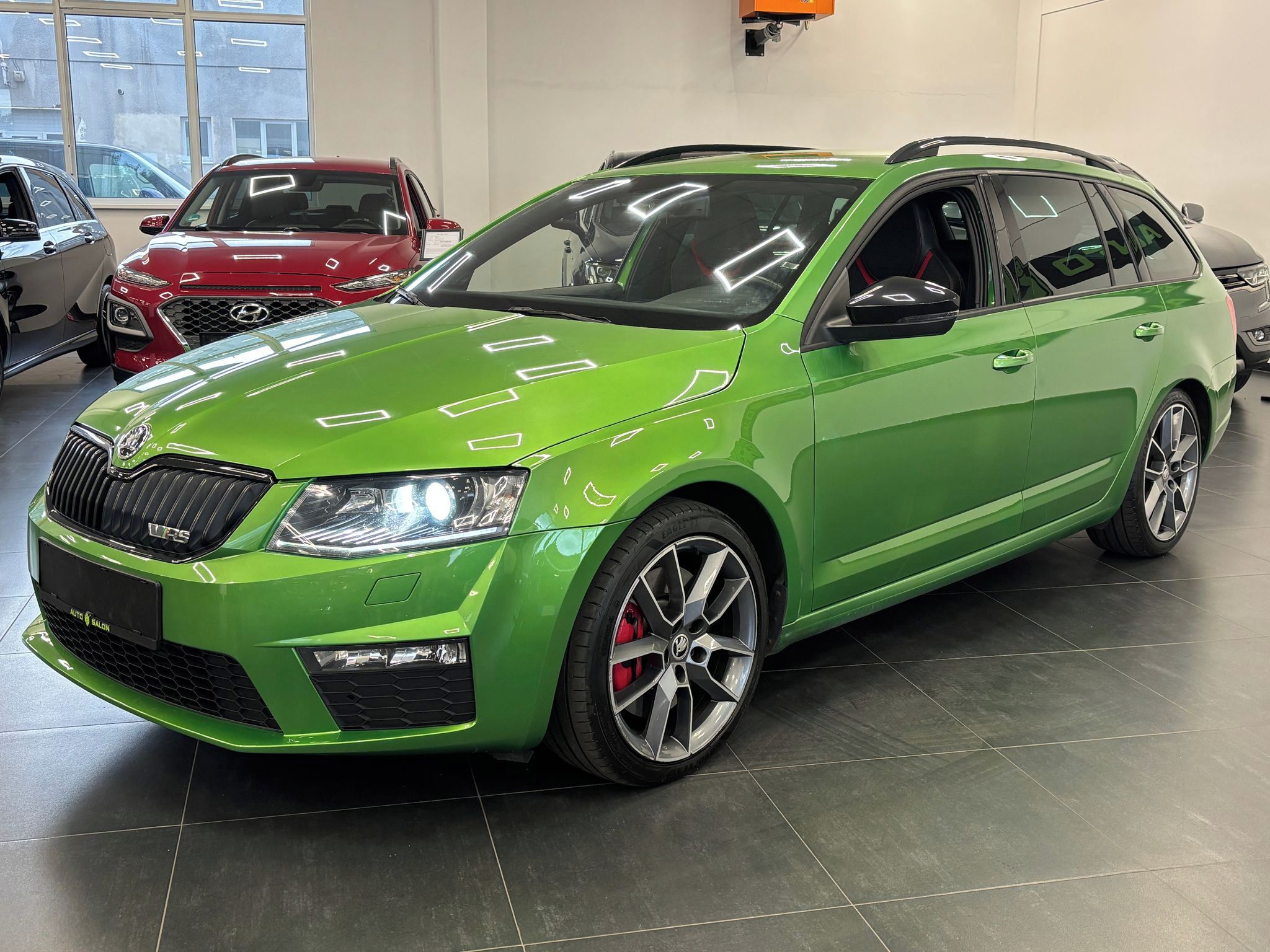 Škoda Octavia, RS 2.0 TDI 135kW, Rallye-Green - fotka 3