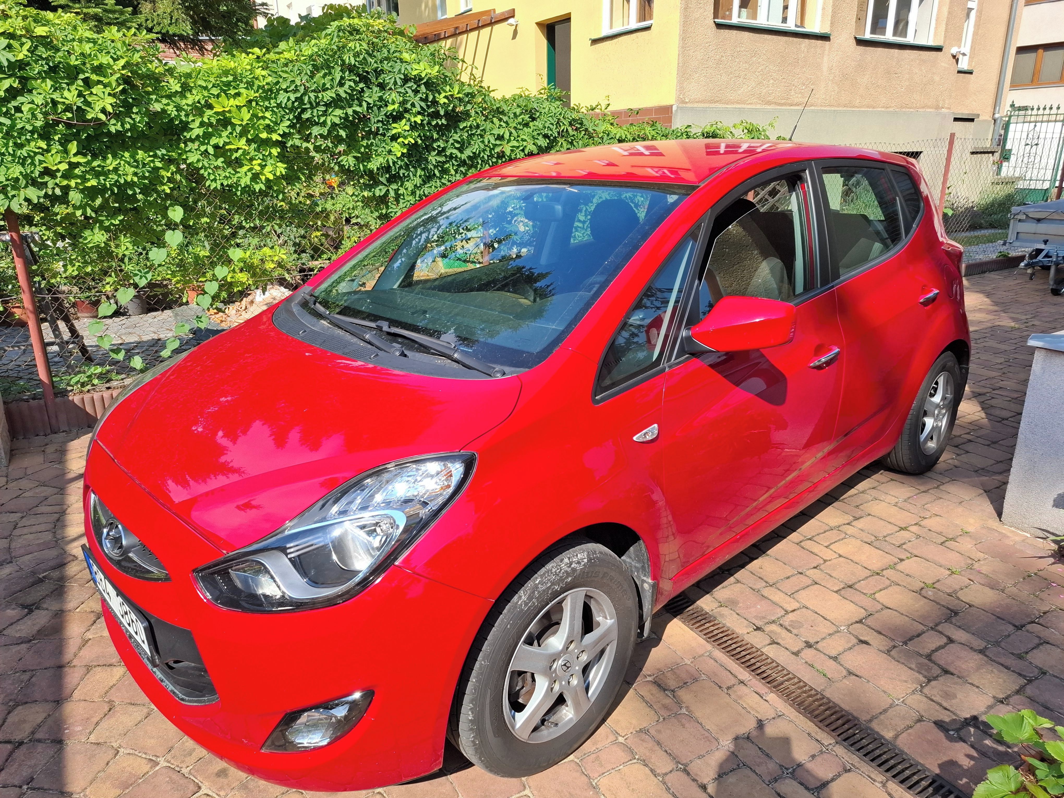 Hyundai ix20, 1.4i Trikolor (66 kW) - fotka 2