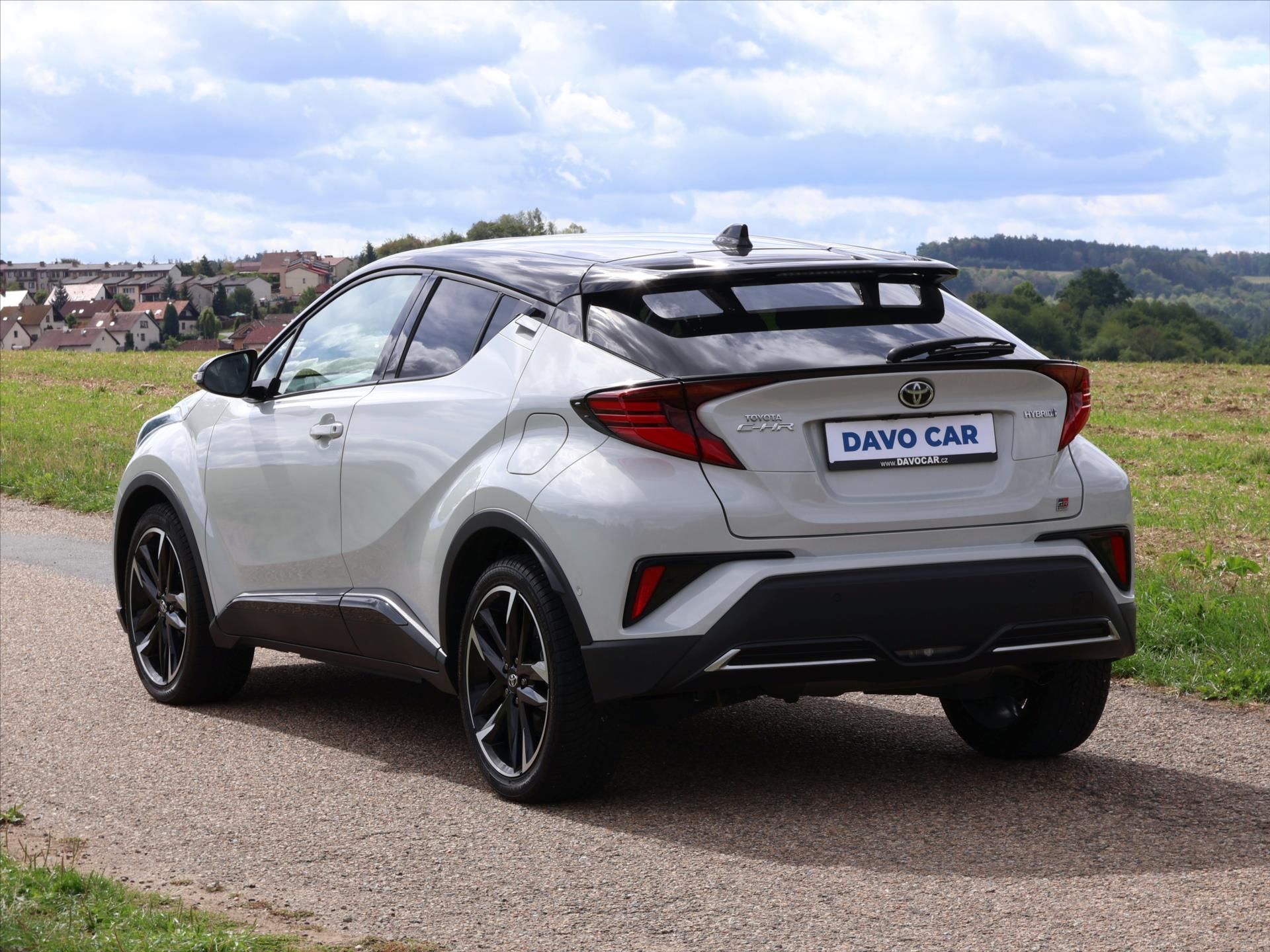 Toyota C-HR, 2,0 Hybrid 112kW GR Sport CZ - fotka 5