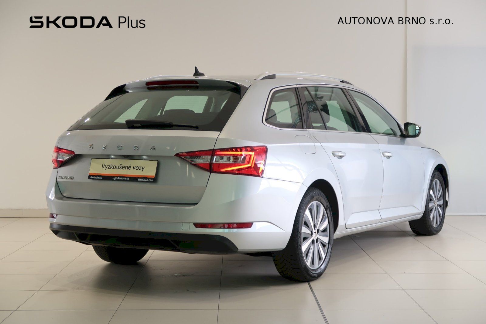Škoda Superb, Combi 2.0 TDI 110kW Style - fotka 2