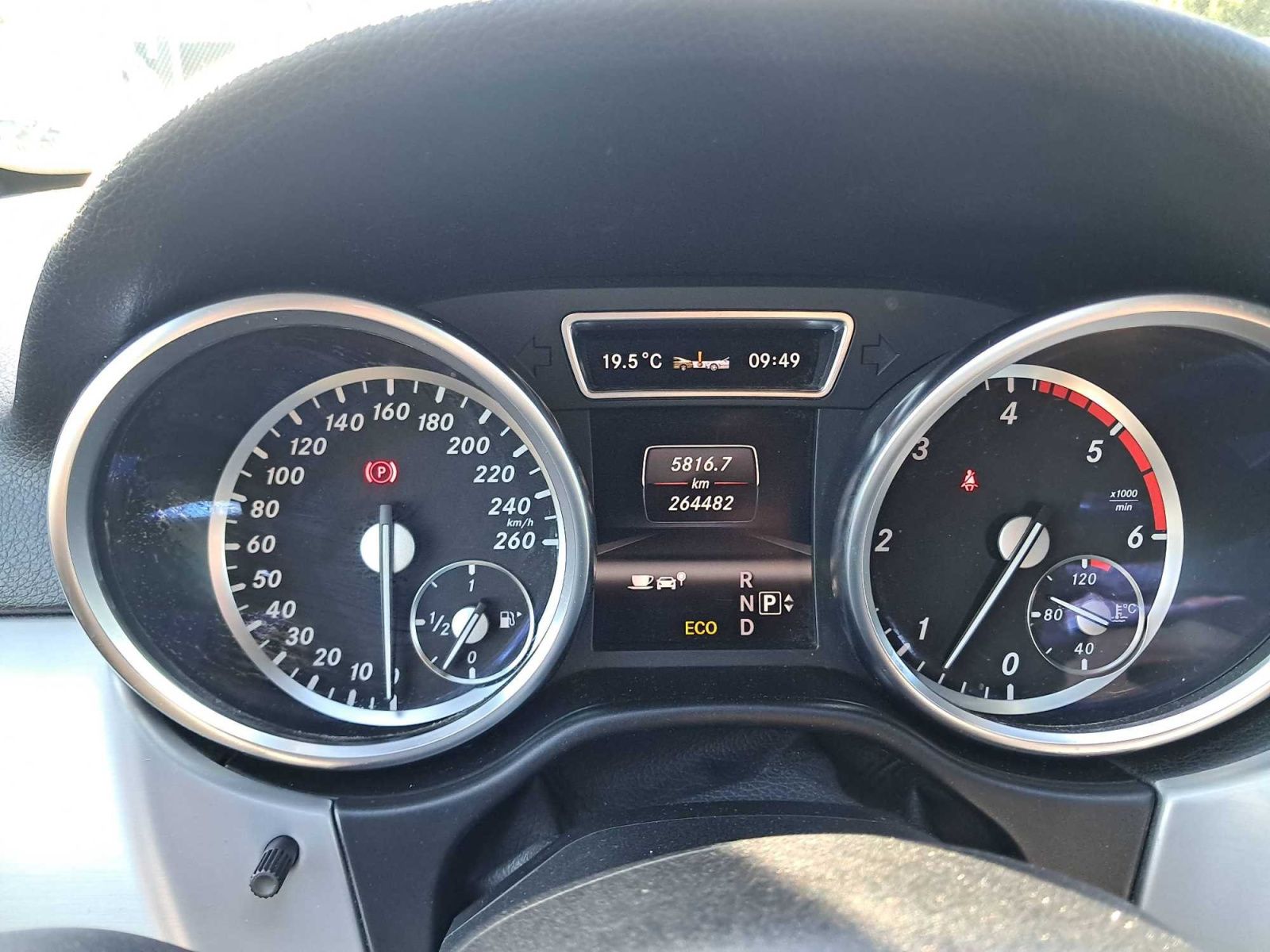 Mercedes-Benz Třídy M, ML 350 BlueTEC, AMG line, 4X4 - fotka 3