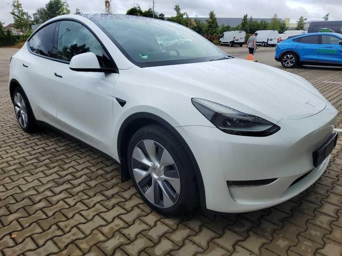 Tesla Model Y, LONG RANGE DUAL MOTOR  93,9%