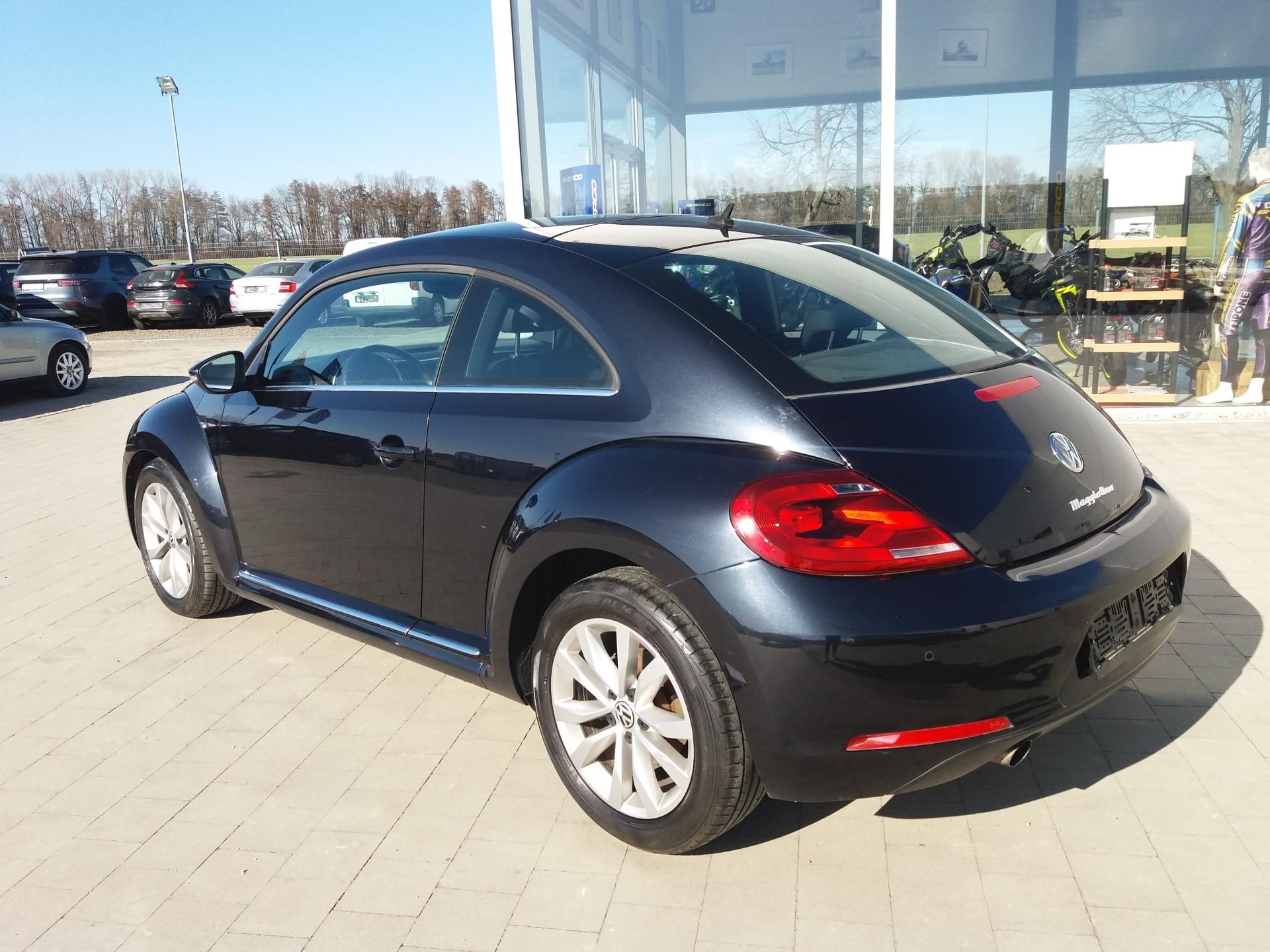 Volkswagen Beetle, 1.6TDi,XENONY,NAVI.PĚKNÝ-STAV! - fotka 6
