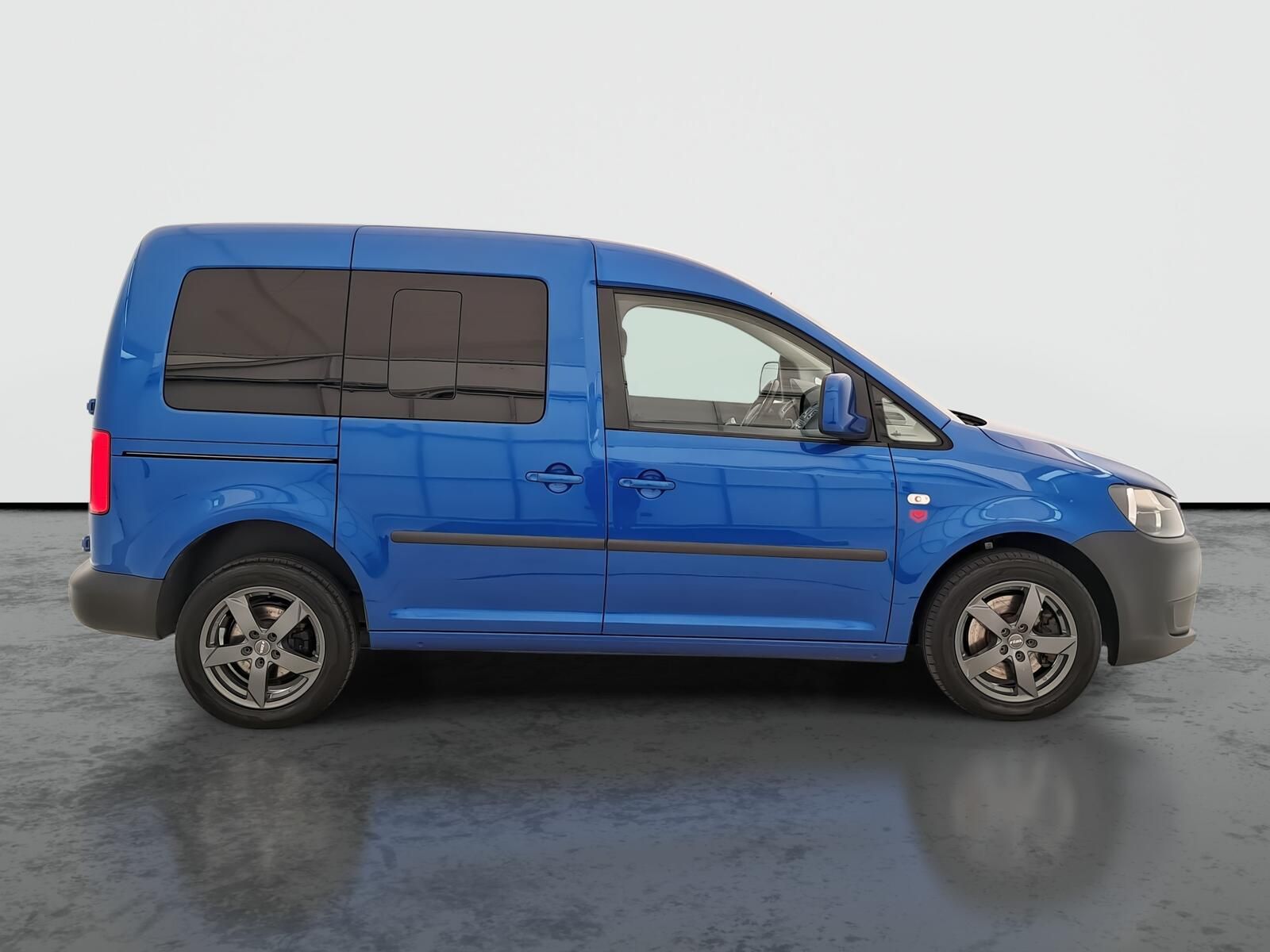 Volkswagen Caddy, 2.0 TDI, 5Míst, Klima, Automat - fotka 6