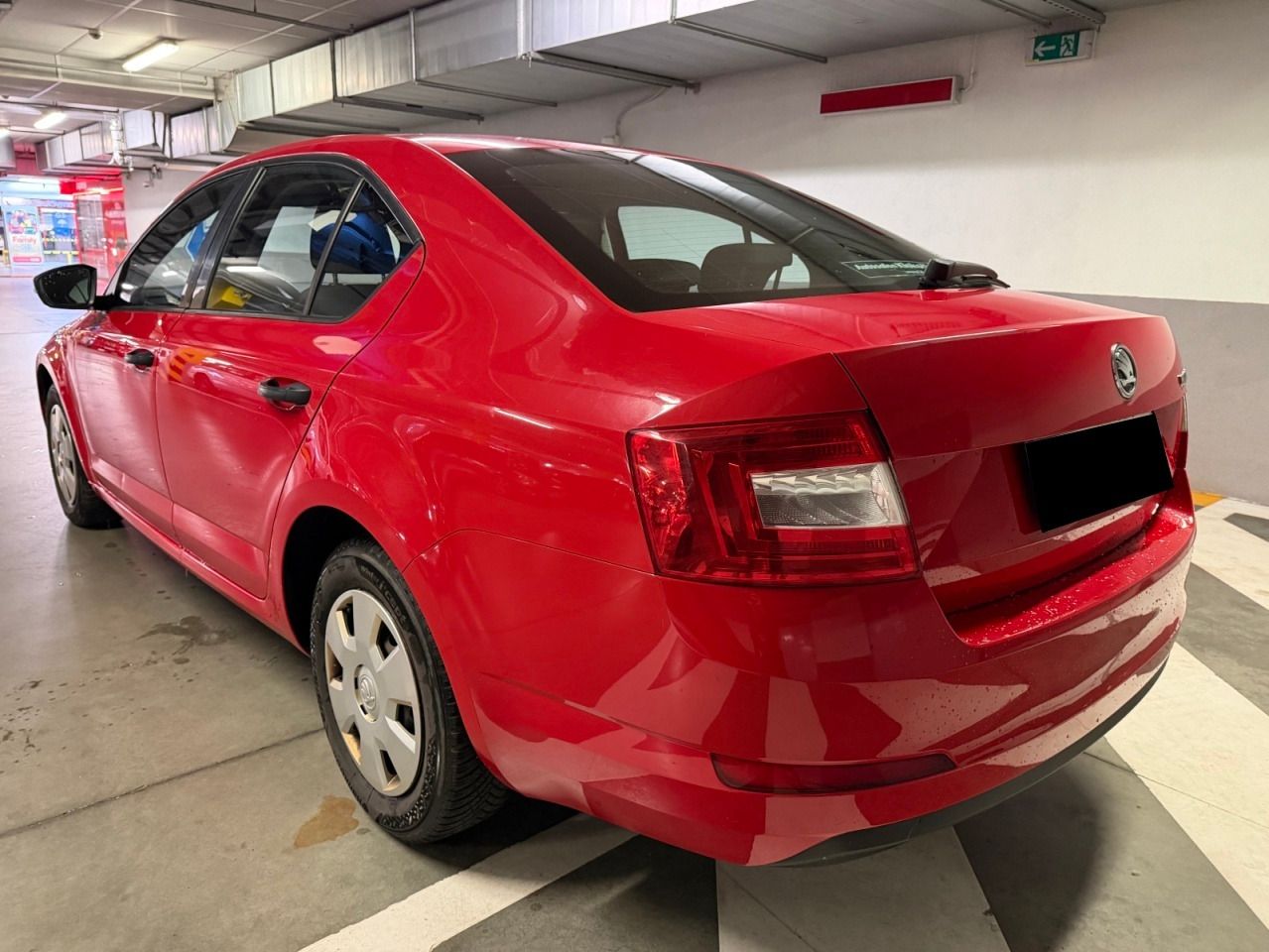 Škoda Octavia, 1.6TDi Liftback,ČR,servisováno - fotka 3