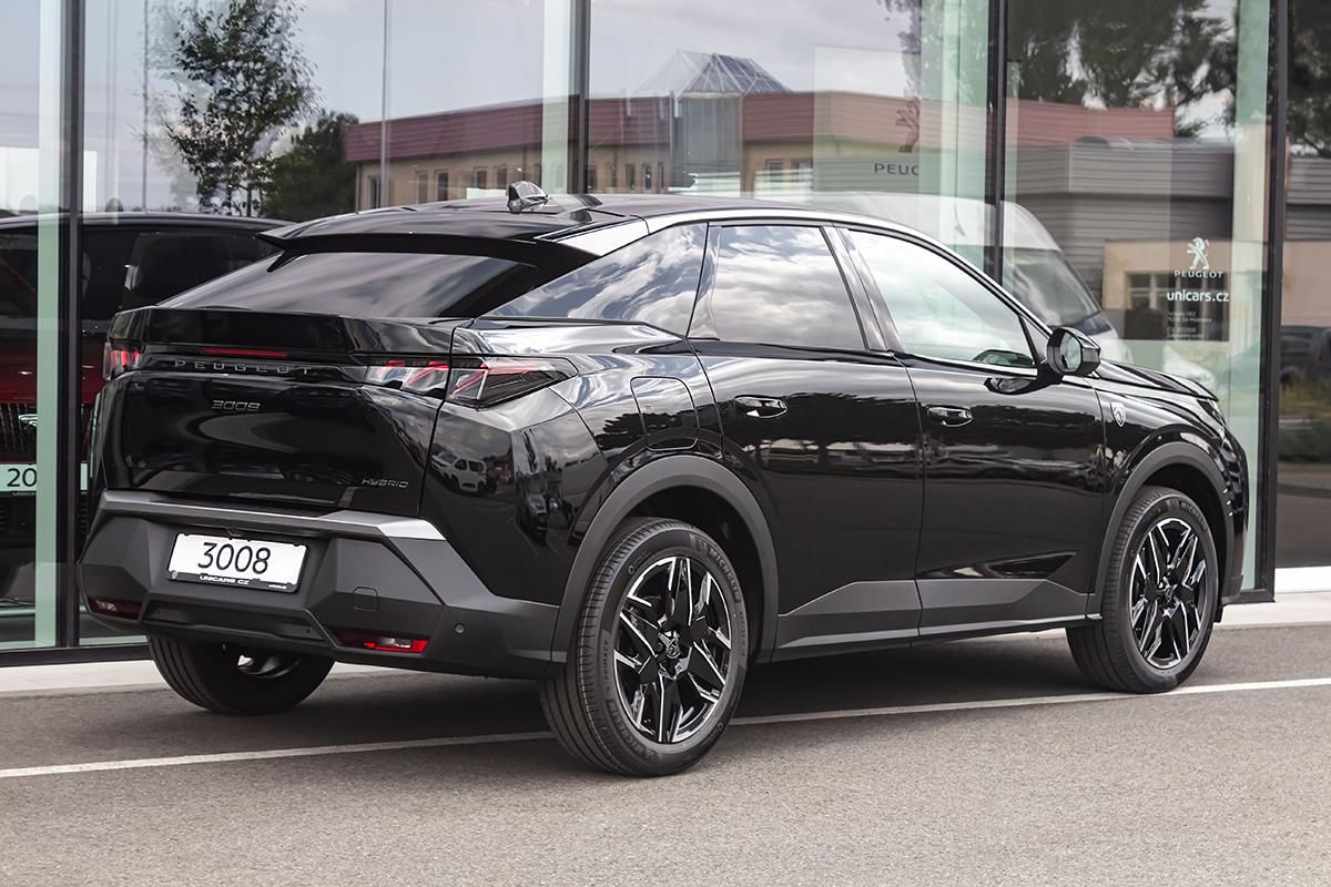Peugeot 3008, 1,2   BUSINESS Hybrid 145 e-DC - fotka 5