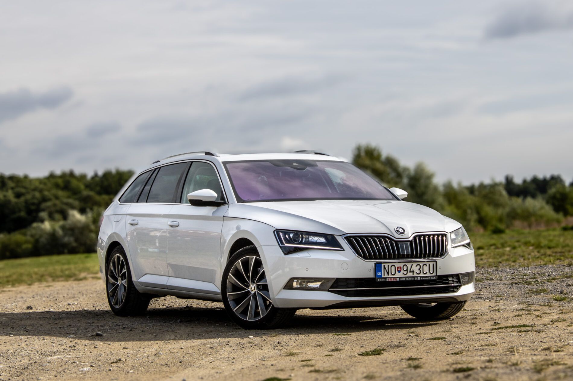 Škoda Superb - fotka 3