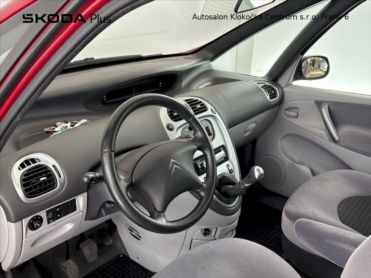 Citroën Xsara Picasso, i 16V80 kW Exclusive - fotka 6