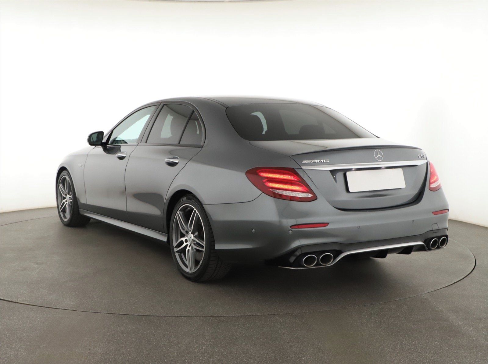 Mercedes-Benz Třídy E, 53 AMG 4MATIC+, 4X4, Automat - fotka 3