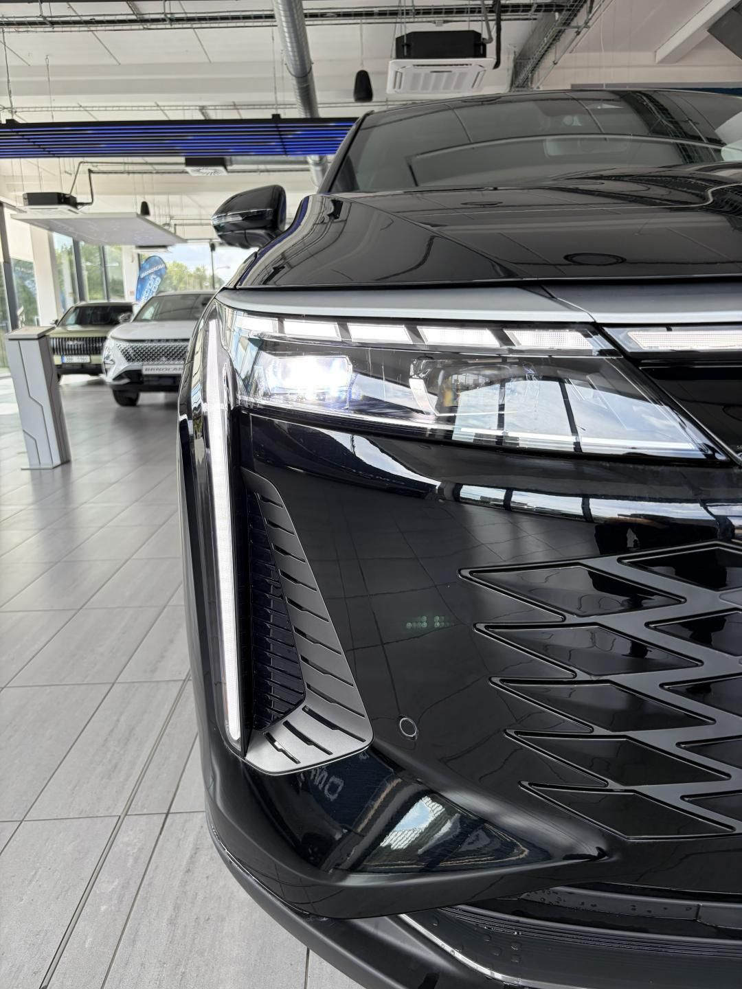 Omoda 9, Omoda 9 PHEV Premium - fotka 4