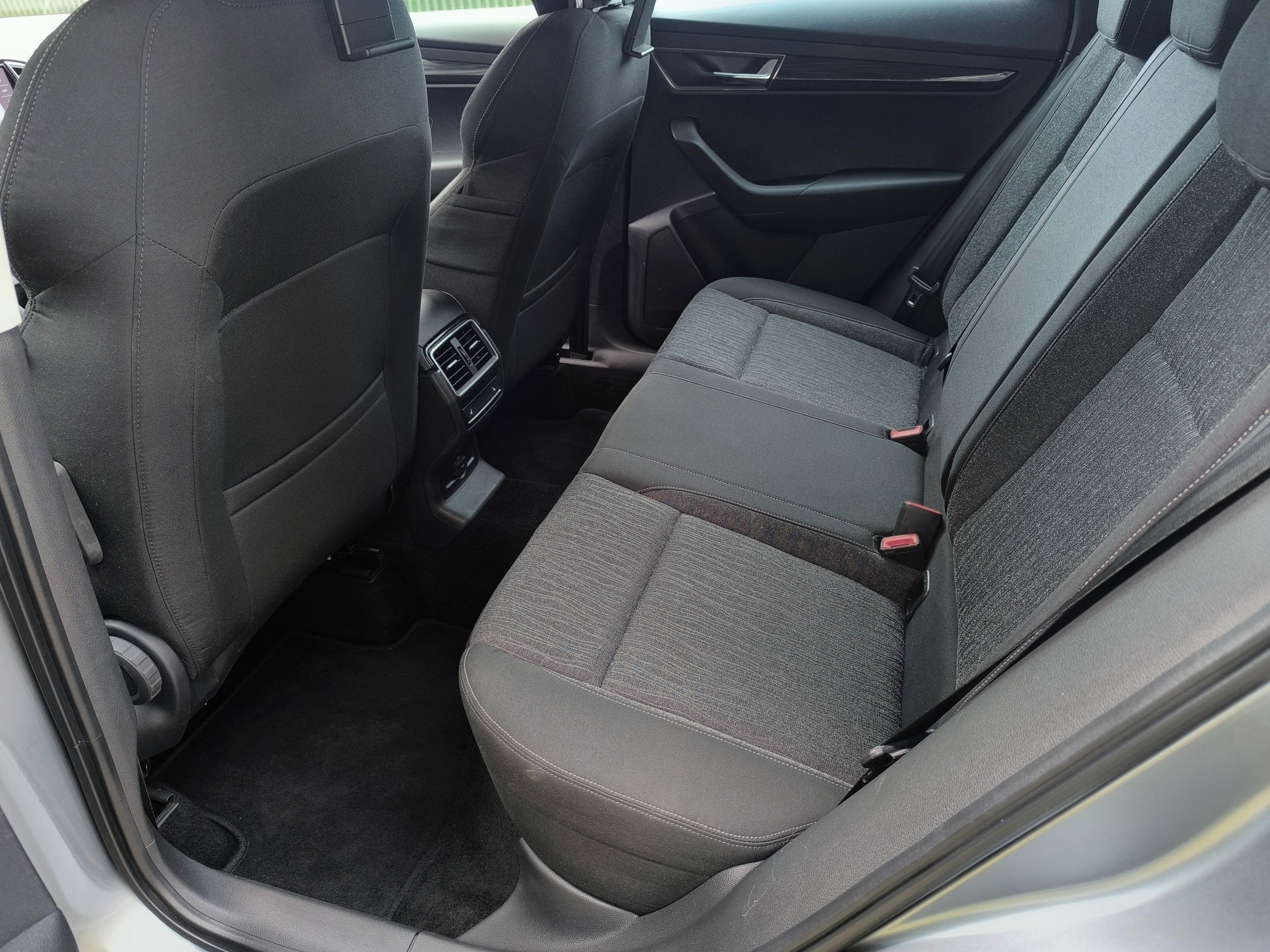 Škoda Karoq, 2.0TDI 110kW STYLE 4x4 DSG - fotka 6