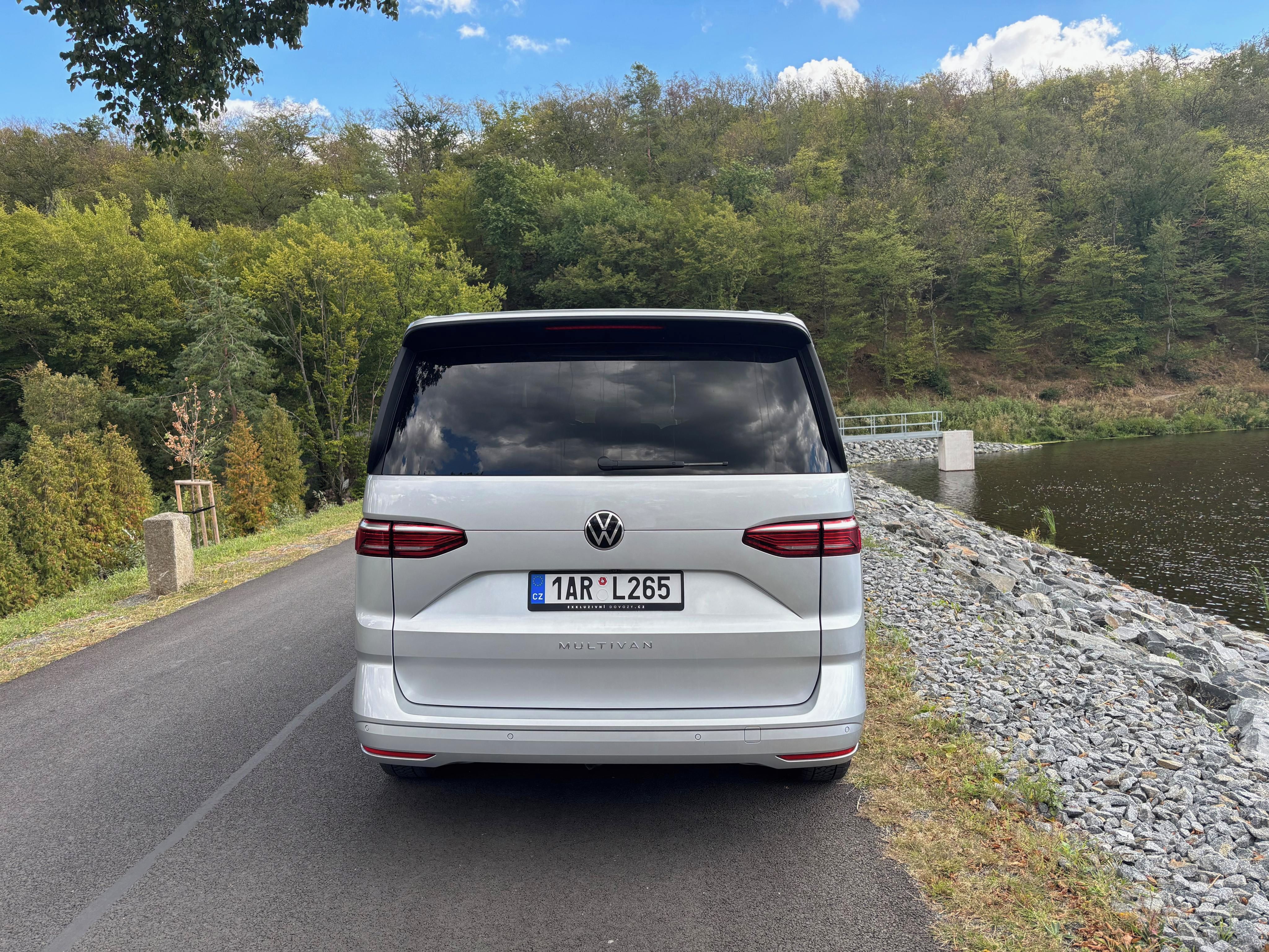 Volkswagen Multivan, 2.0 TDI 110 kW DSG, TAŽNÉ, DPH - fotka 4