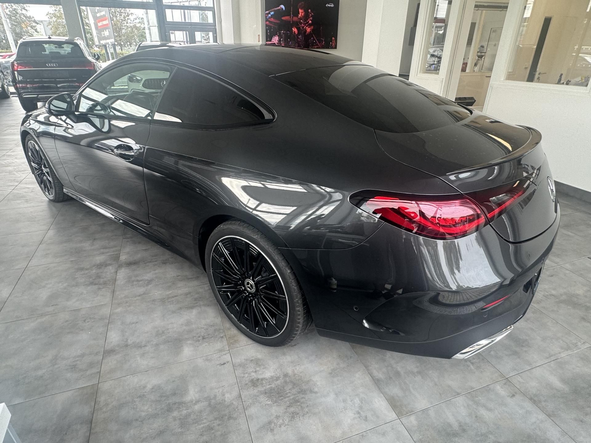 Mercedes-Benz, CLE 300 4-MATIC AMG - fotka 6