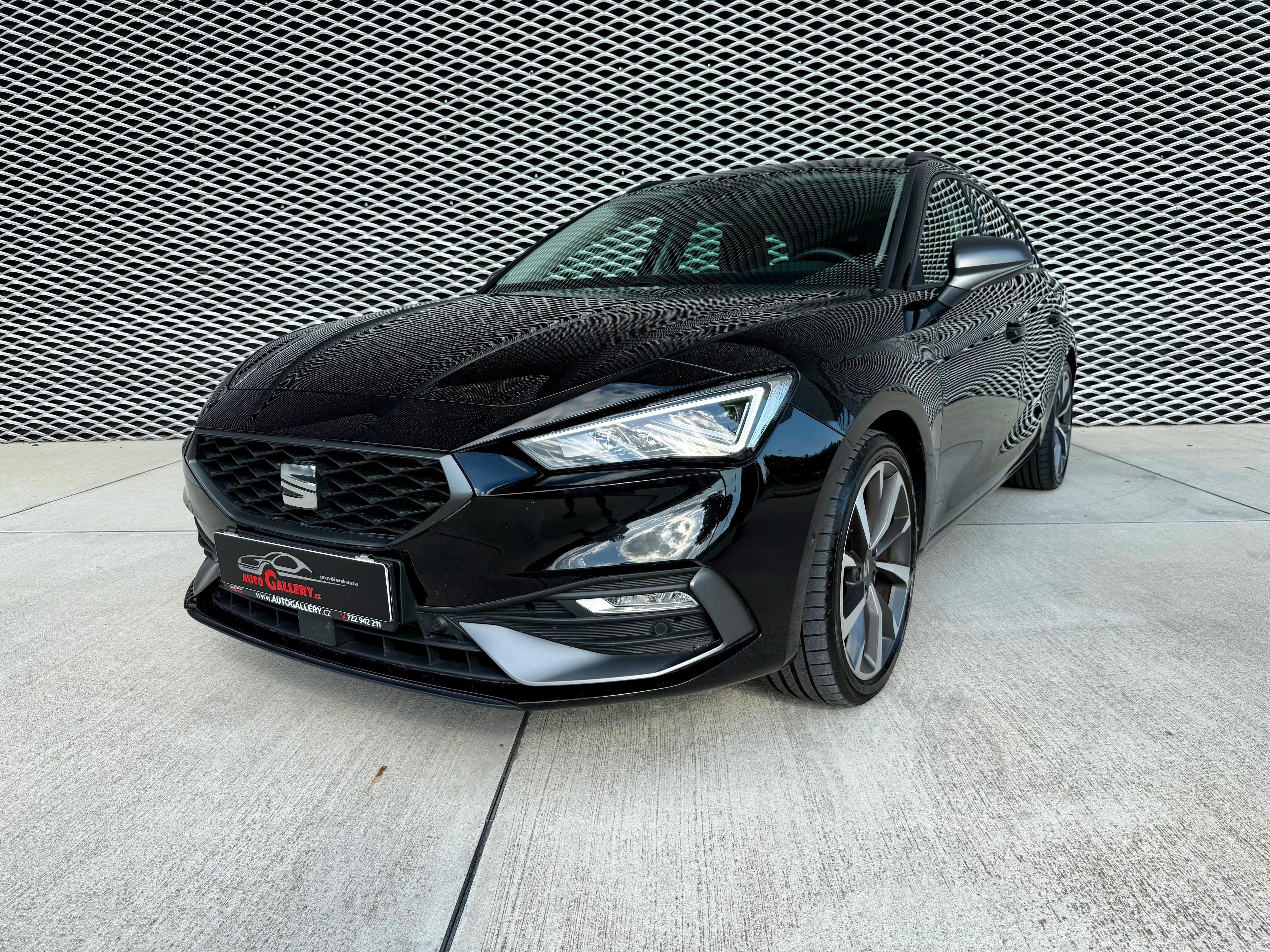Seat Leon, FR 1.5 eTSi DSG 110 kW - fotka 2