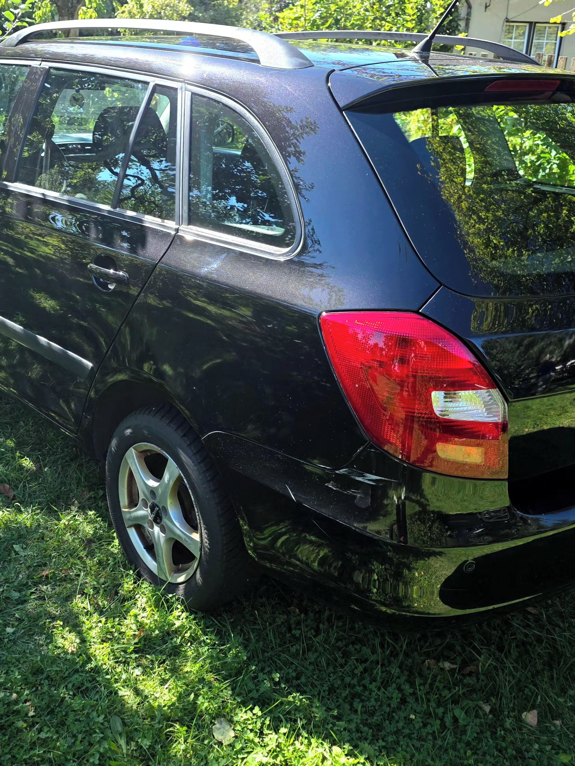 Škoda Fabia, Škoda Fabia II Combi 1.4, 2009 - fotka 6