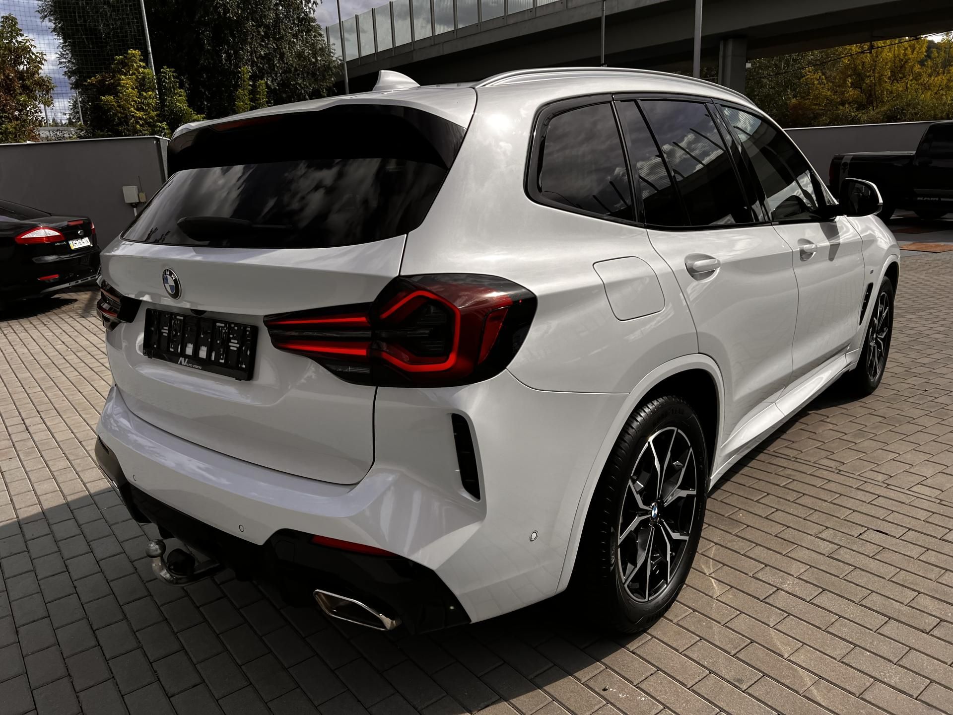 BMW X3, 20i M Sport xDrive tažné - fotka 4