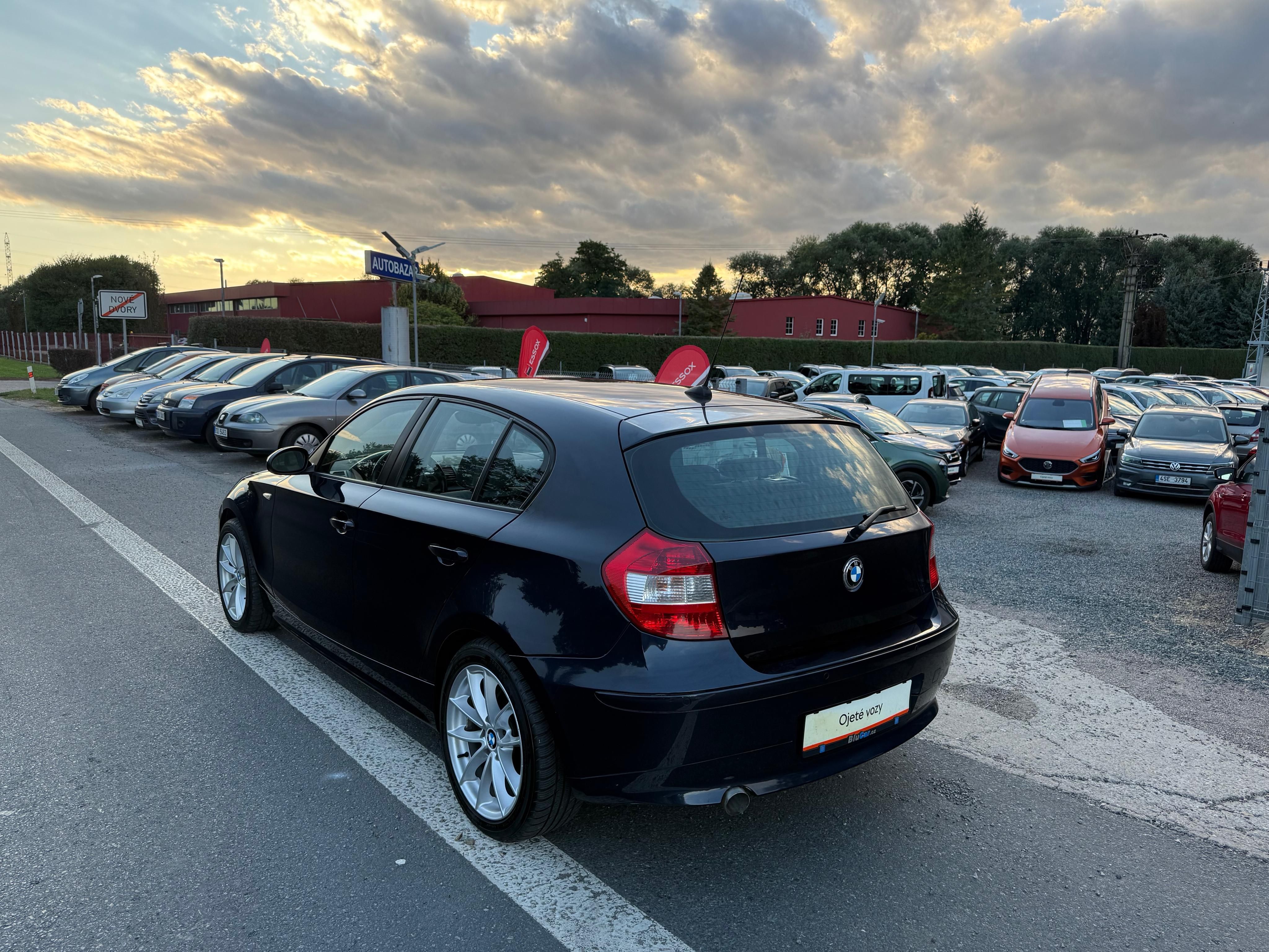 BMW Řada 1, 120d 120kw Klima Xenon Tažné - fotka 2