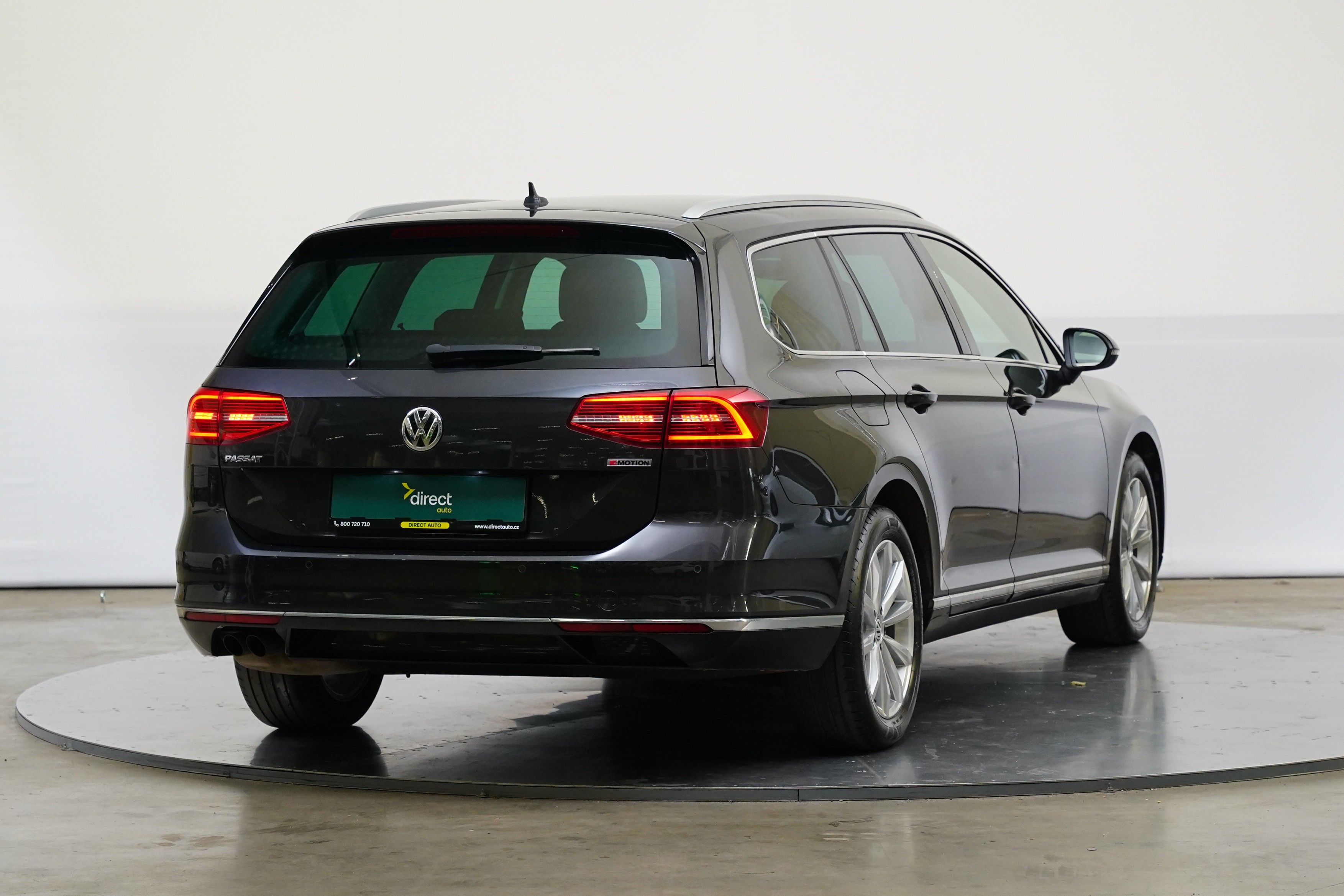 Volkswagen Passat, 2.0 TDI 140 kW 4x4 Highline - fotka 2