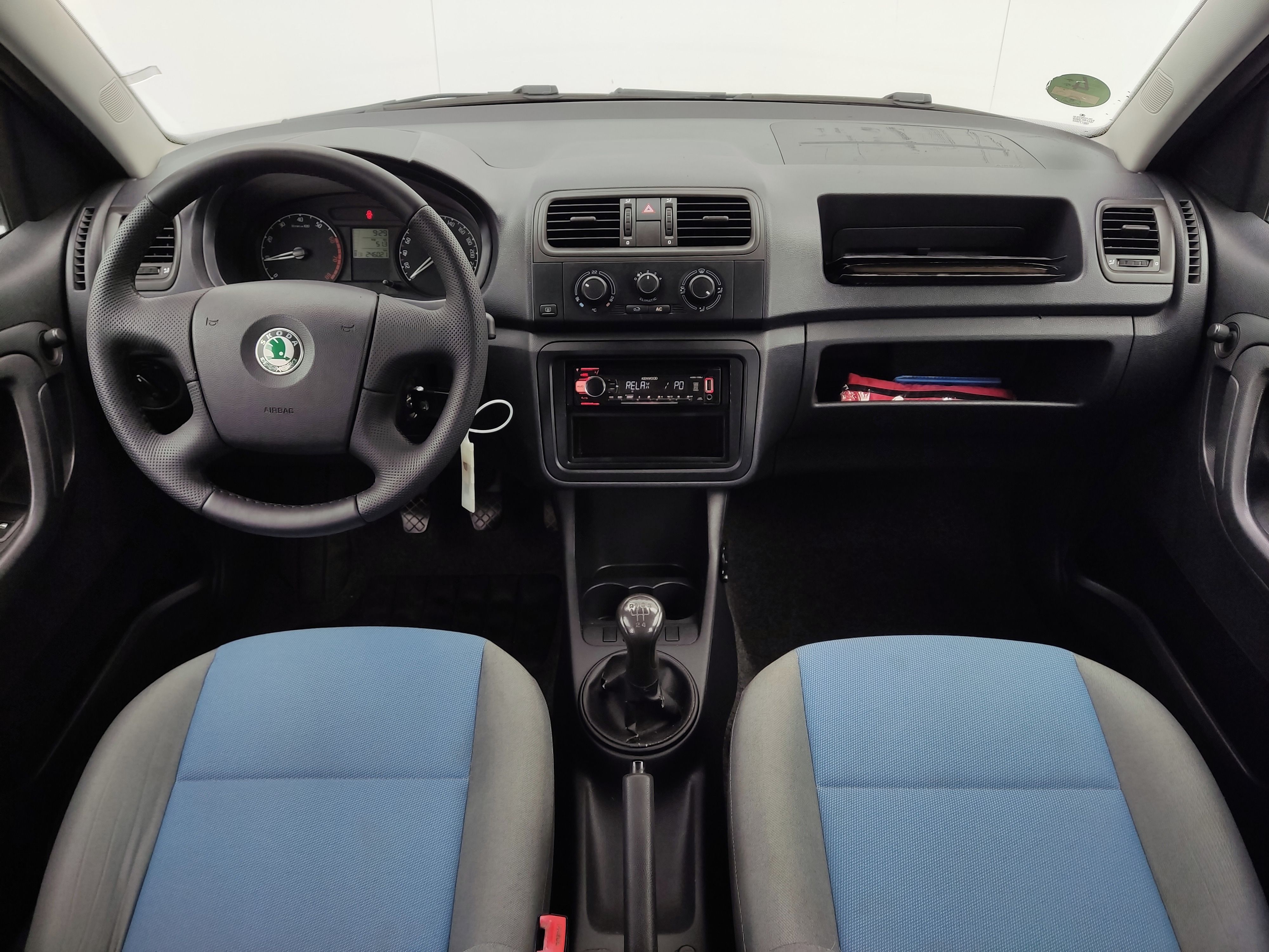 Škoda Roomster, 1.2 HTP 51 kW Roomster - fotka 5