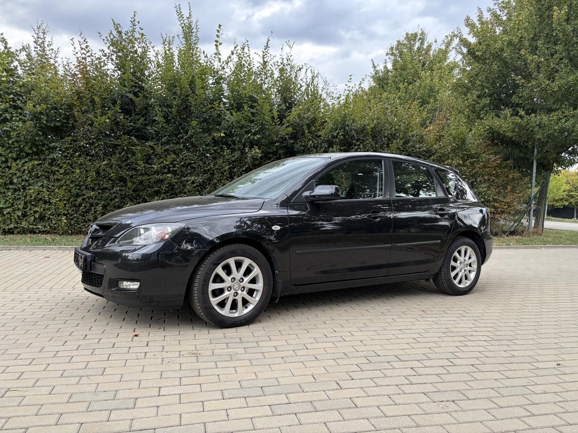 Mazda 3, 1.6 Sport Active - fotka 4