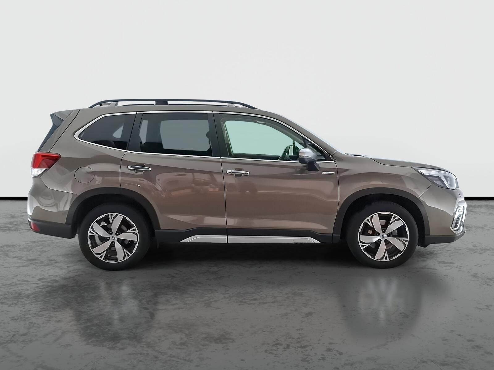 Subaru Forester, 2.0 e-Boxer MHEV, 4X4 - fotka 6