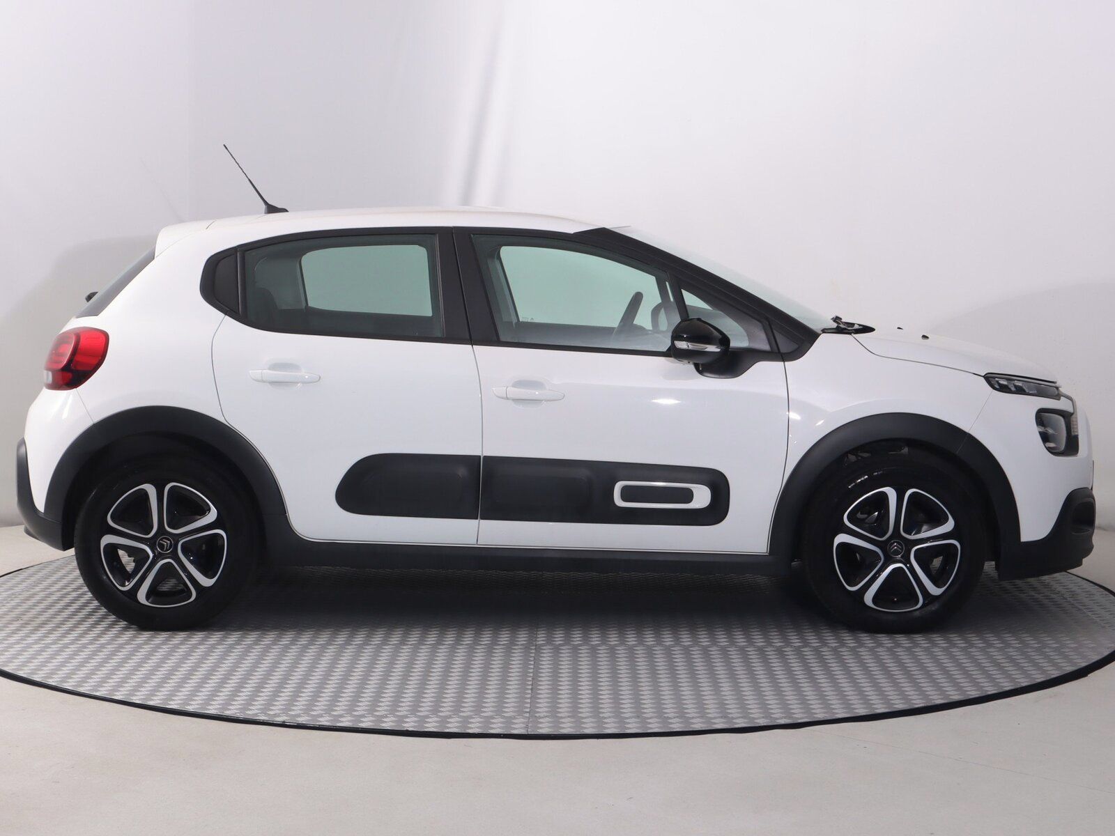 Citroën C3, 1.2 PureTech, Serv.kniha - fotka 6