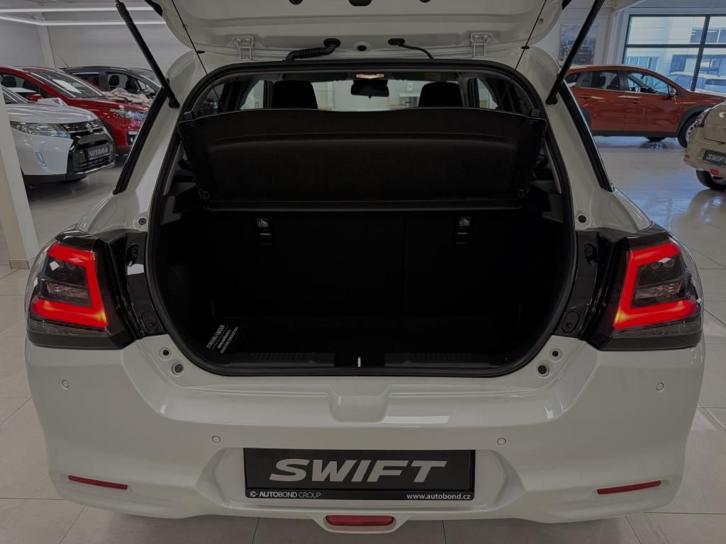 Suzuki Swift, PREMIUM 1.2  M/T 4x2 - fotka 4
